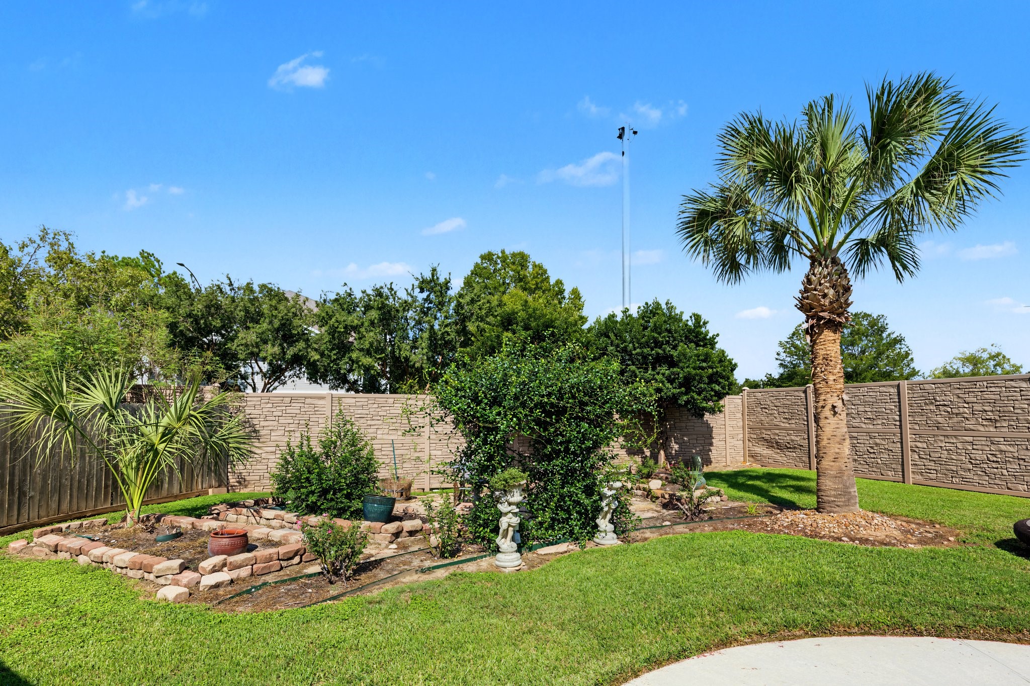 18522 Park Harbor Drive Property Photo 39