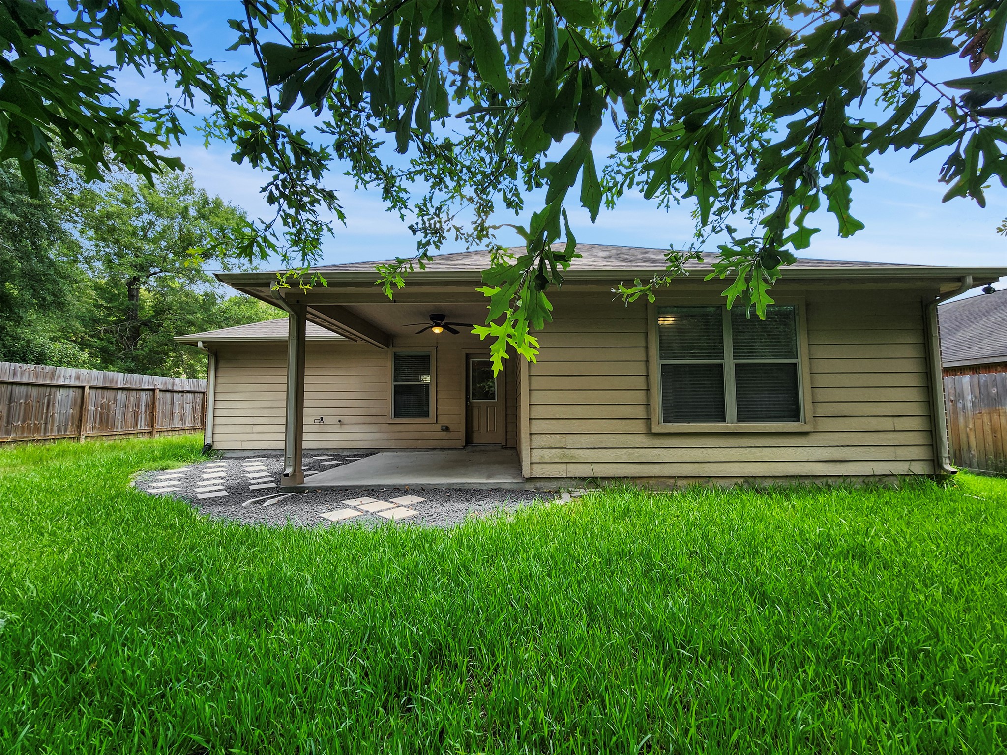 922 Fife Dr, Property Photo 12