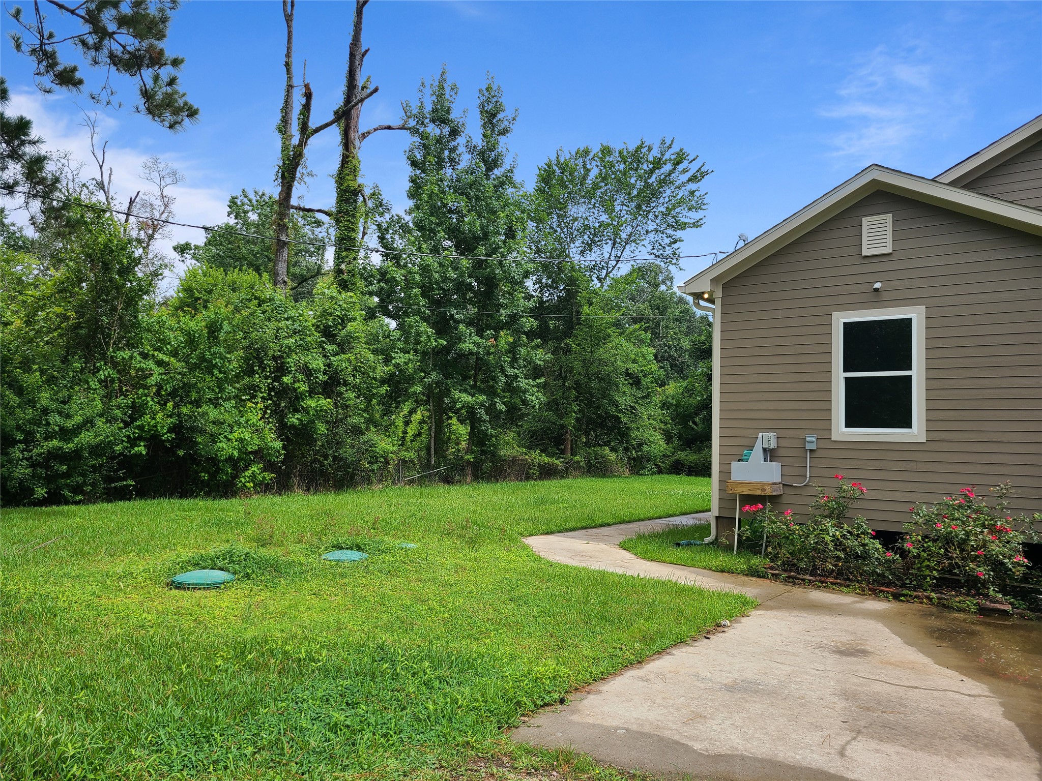 27436 Lantern Lane Property Photo 2