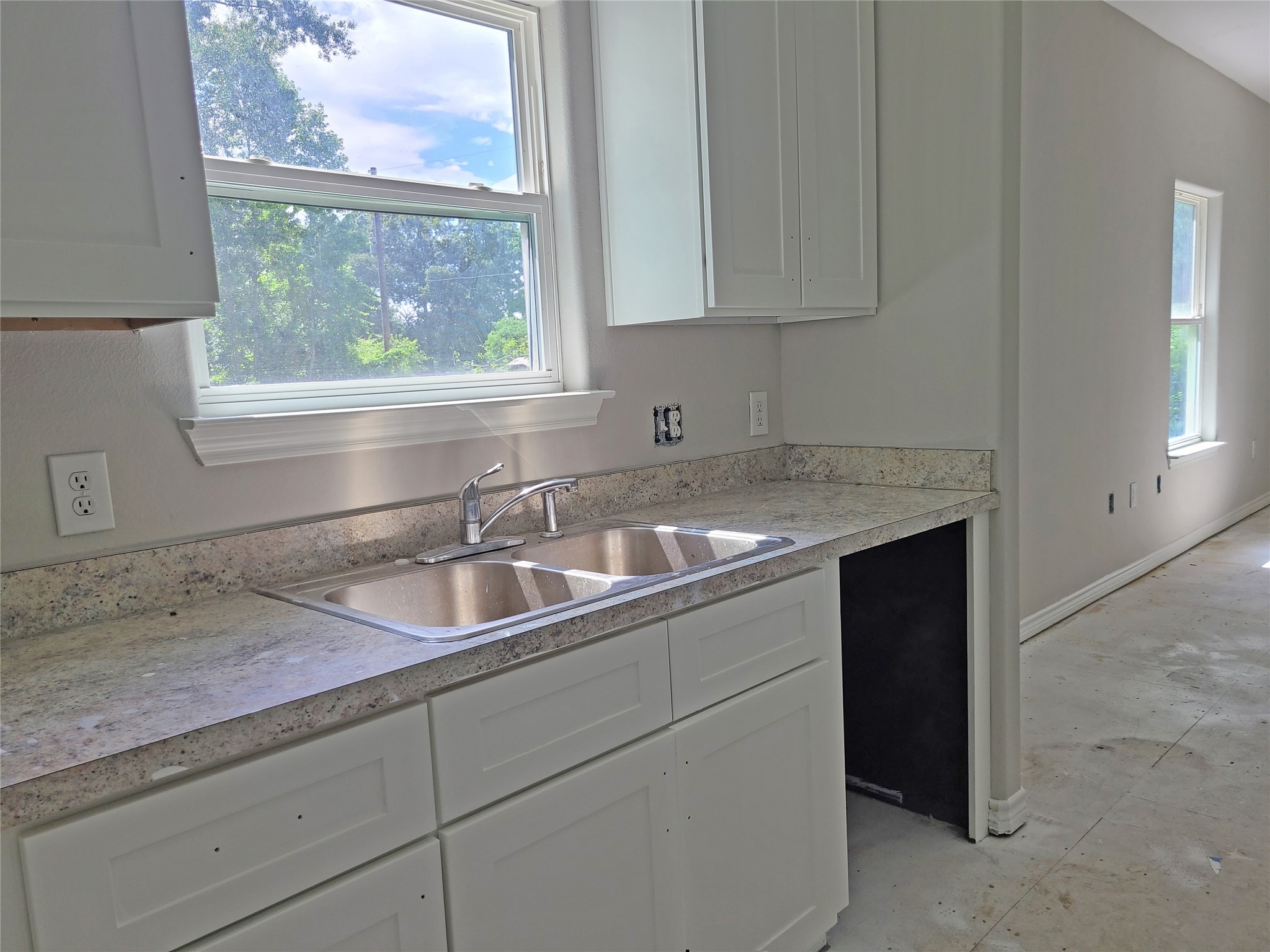 27436 Lantern Lane Property Photo 13