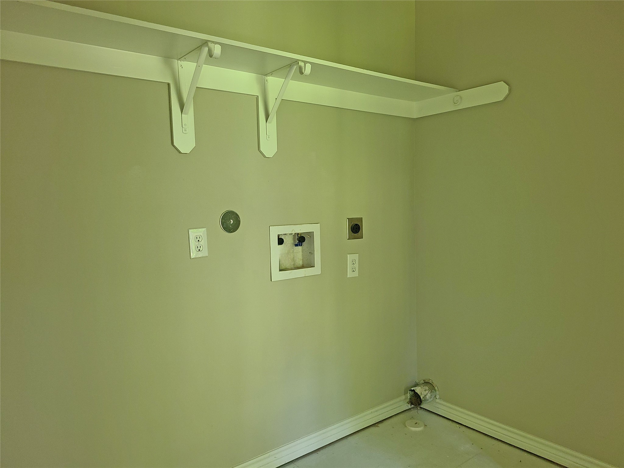 27436 Lantern Lane Property Photo 23