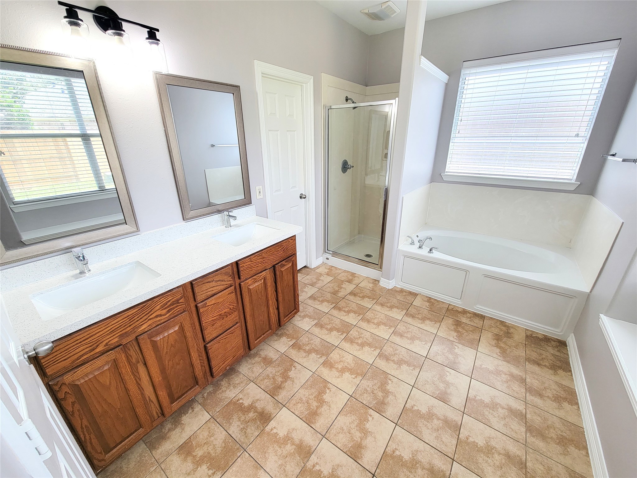 17207 Mossbriar Lane Property Photo 20