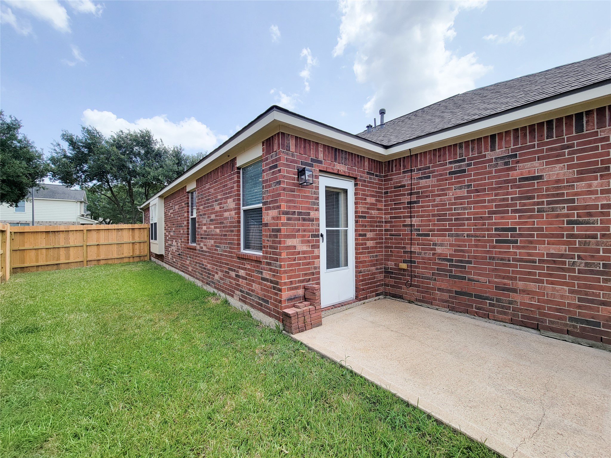 17207 Mossbriar Lane Property Photo 28