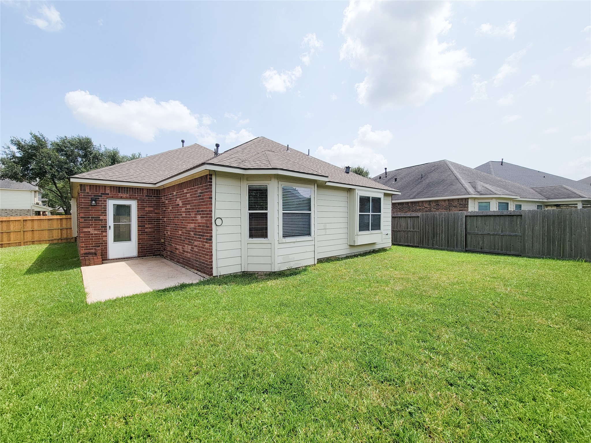 17207 Mossbriar Lane Property Photo 30