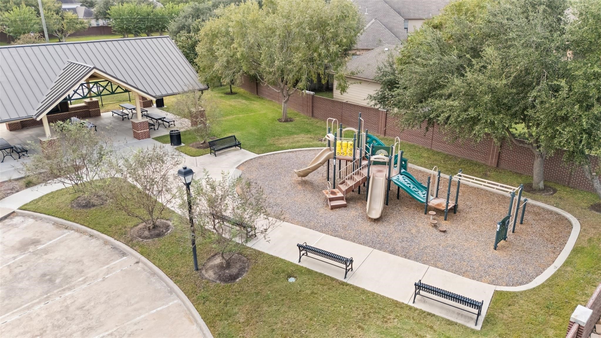 17207 Mossbriar Lane Property Photo 36