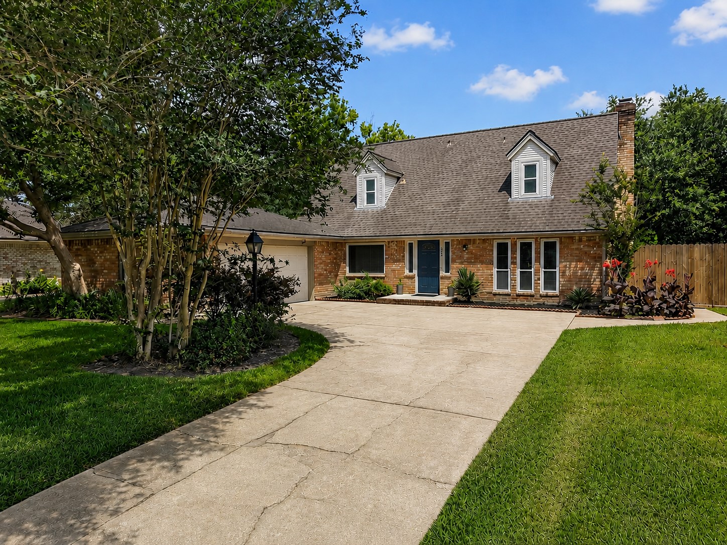 209 Palm Aire Drive Property Photo