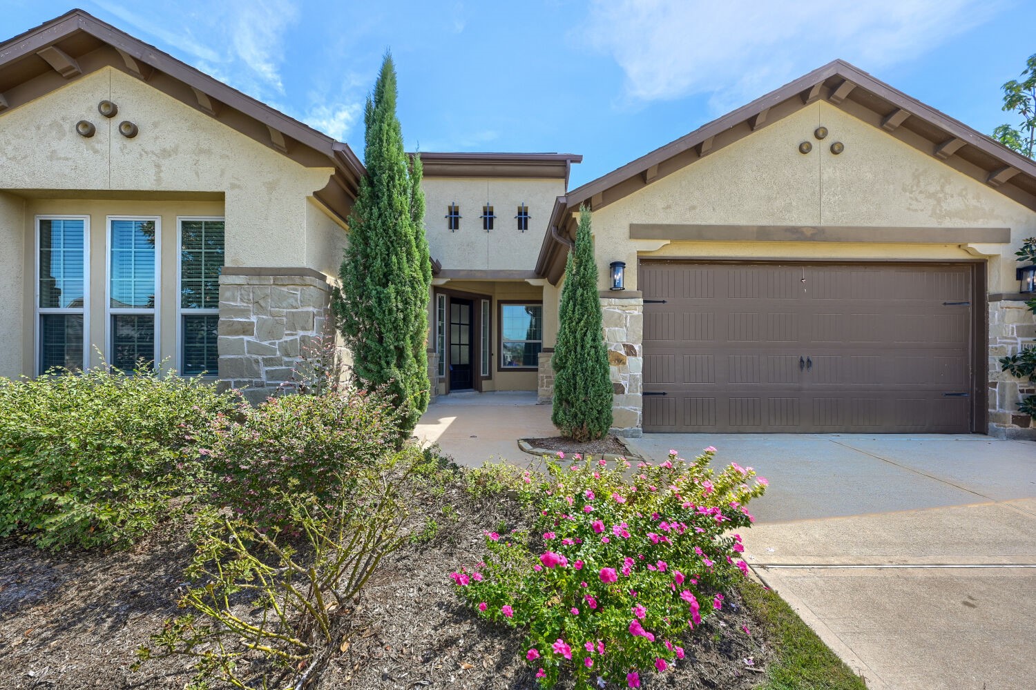 11906 Papaveri Street Property Photo 1