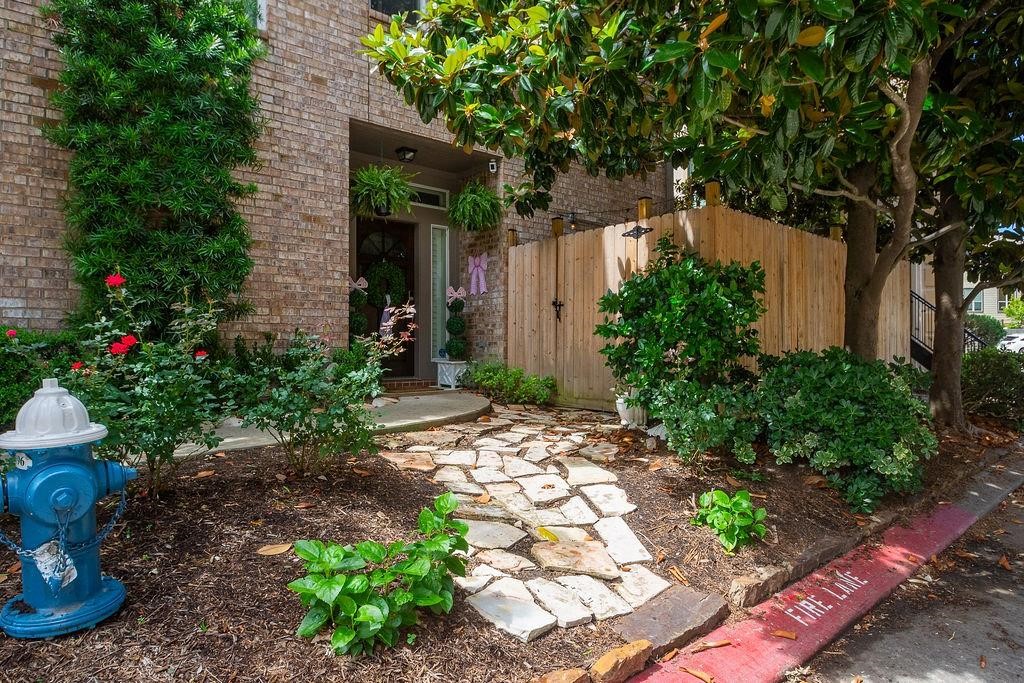 2127 Stacy Glen Property Photo 29