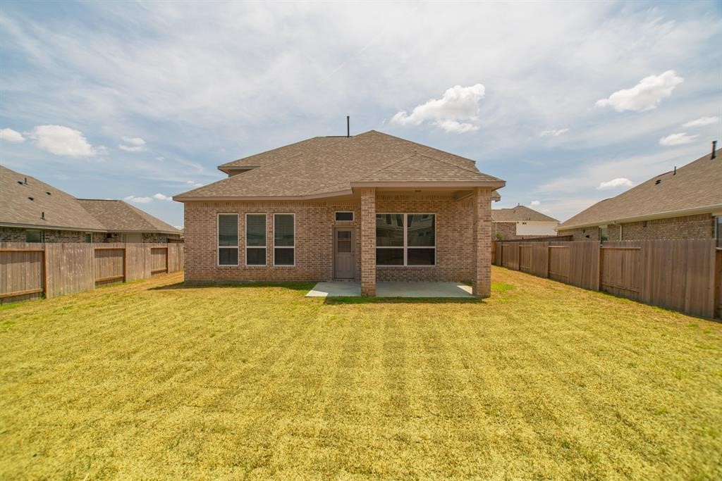 30014 Twisting Springs Drive Property Photo 28