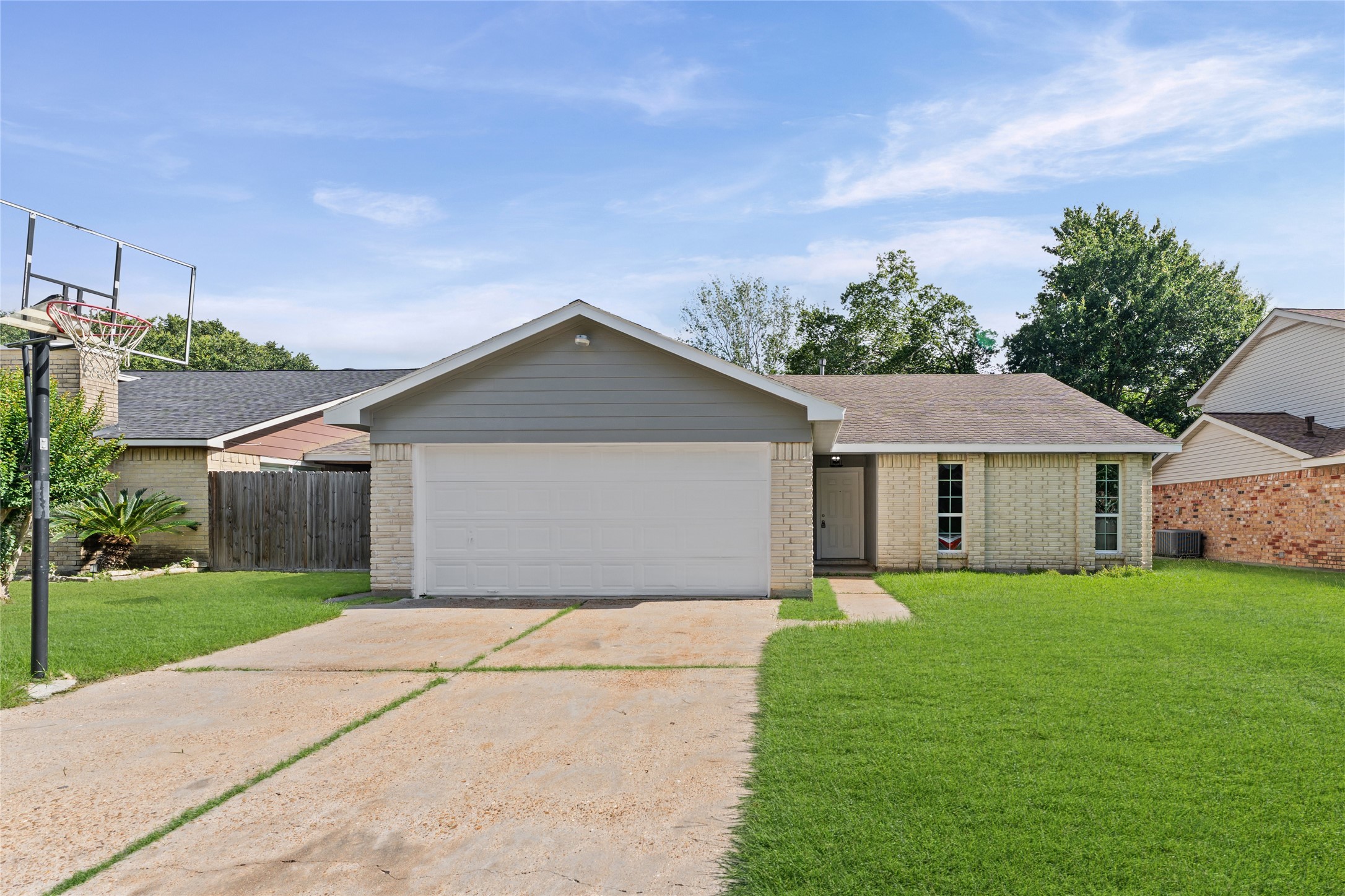 18518 Lippizaner Drive Property Photo 1