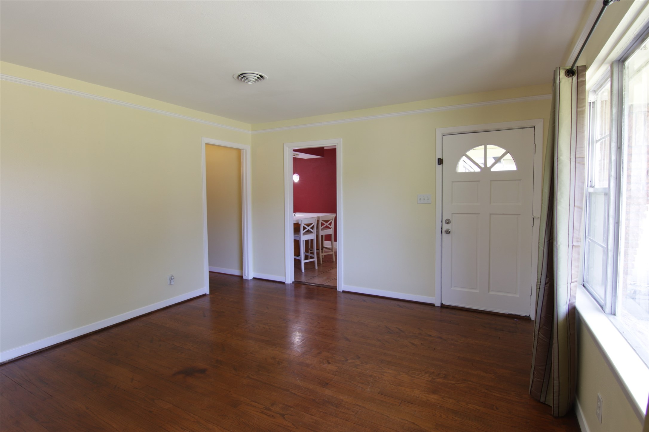 6601 Stroud Drive Property Photo 3