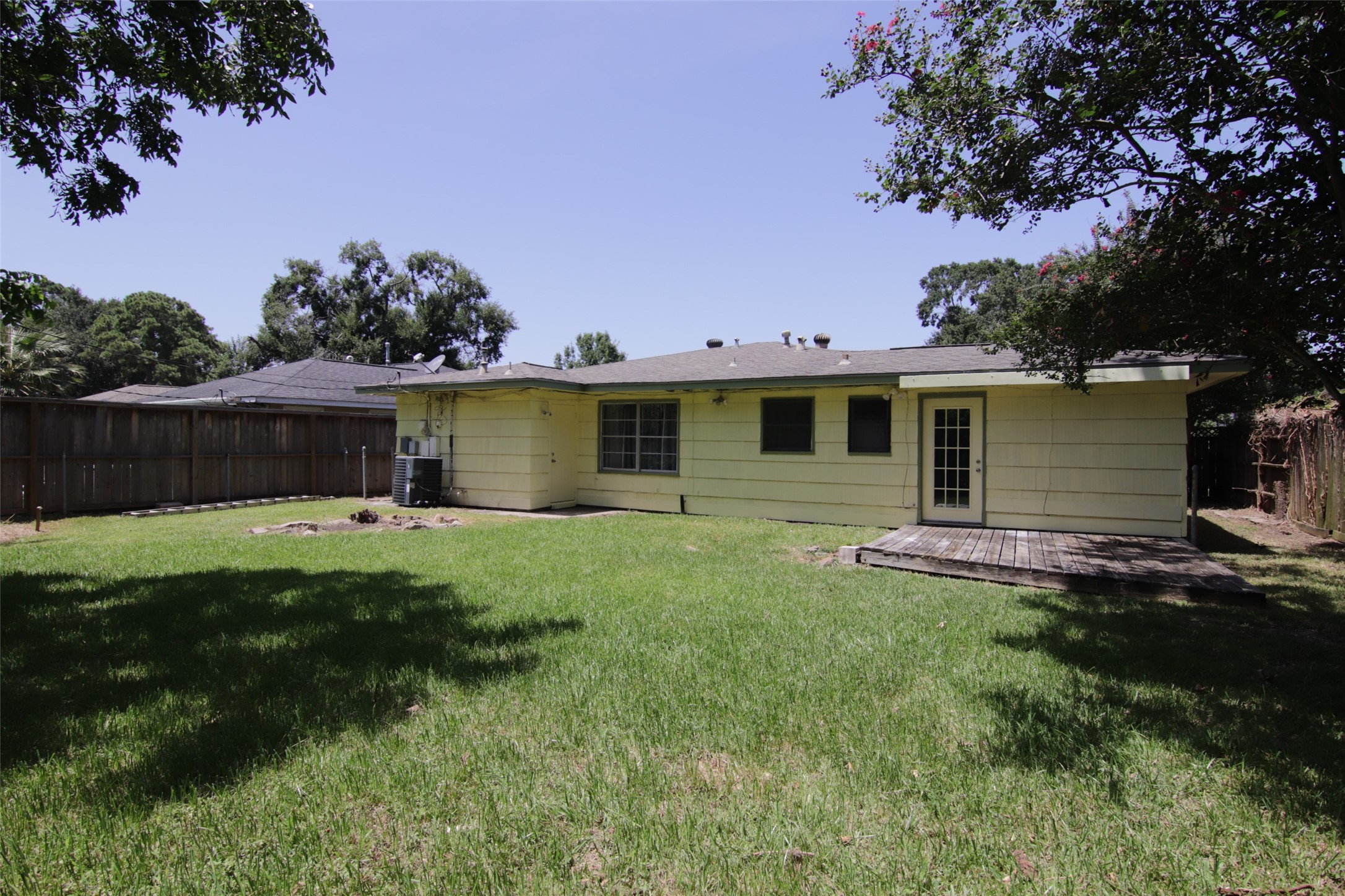 6601 Stroud Drive Property Photo 20