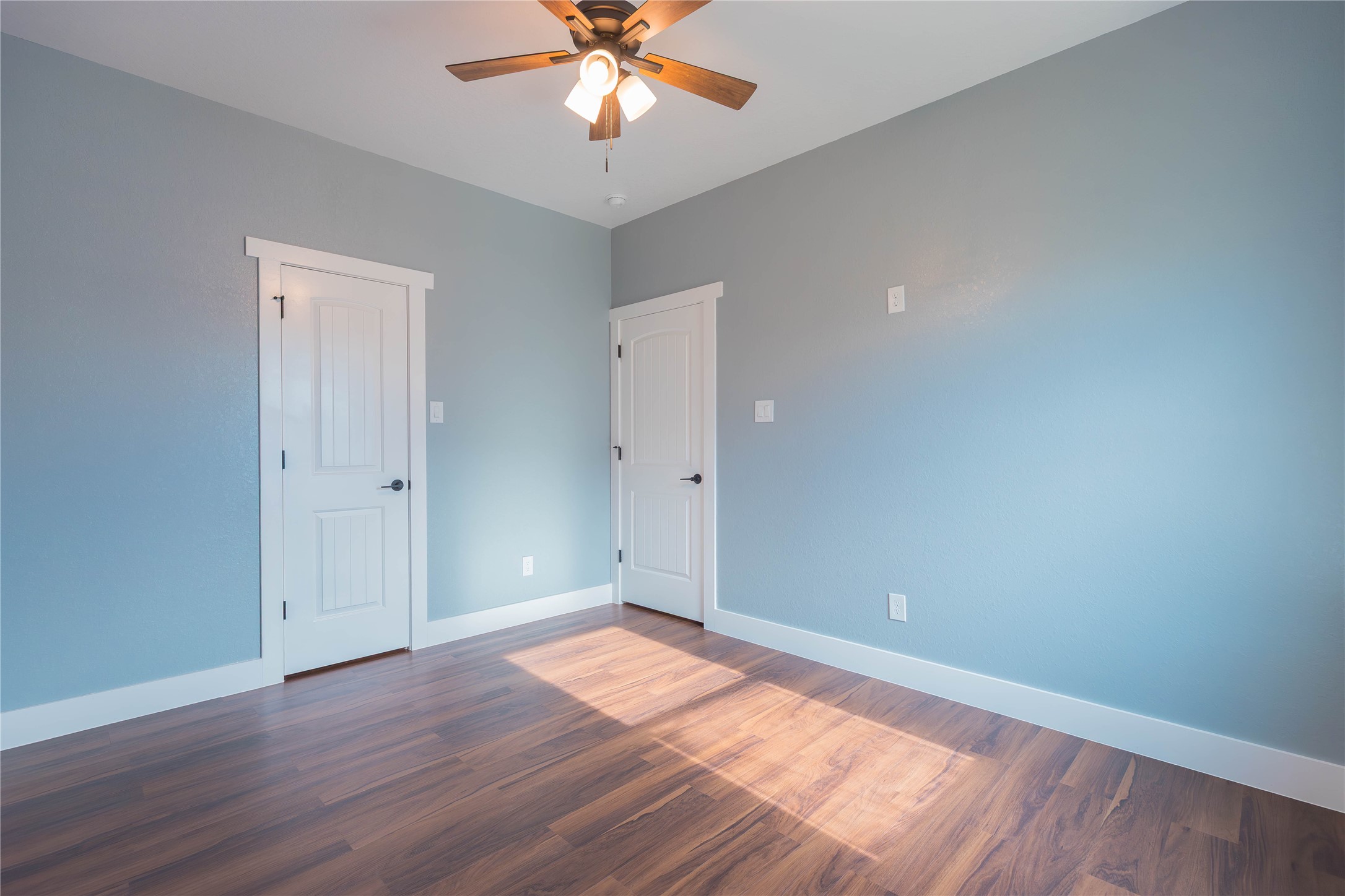 818 Westshire Drive Property Photo 23
