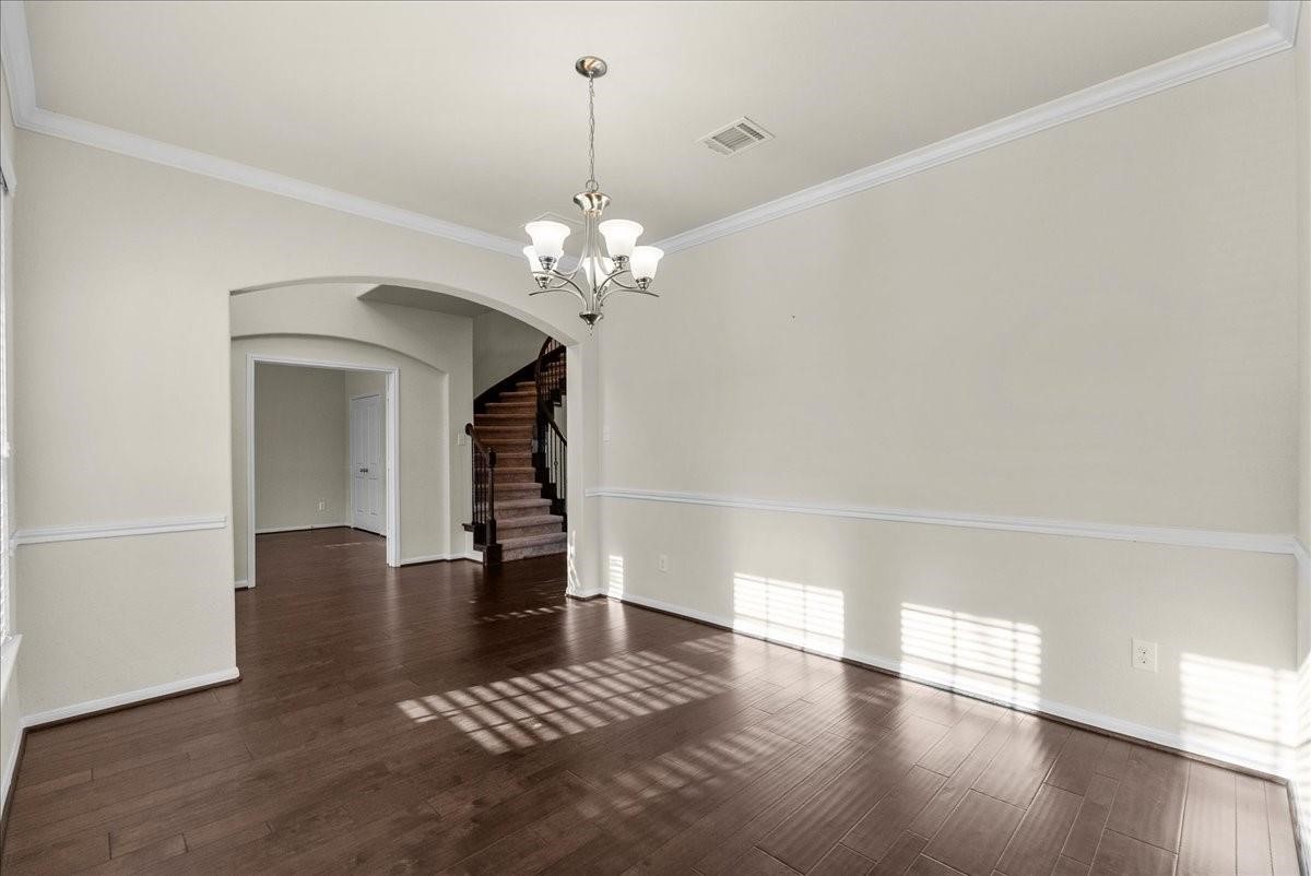 2246 Oakleaf Trail Lane Property Photo 6