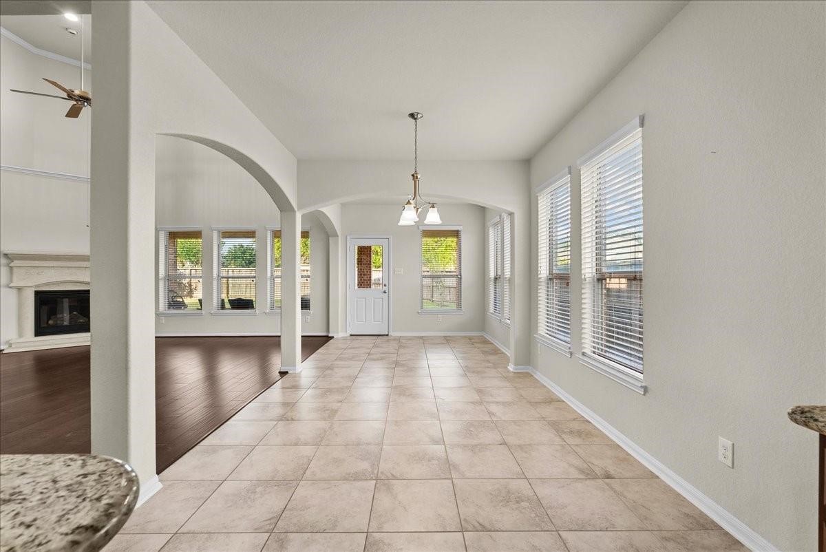 2246 Oakleaf Trail Lane Property Photo 17