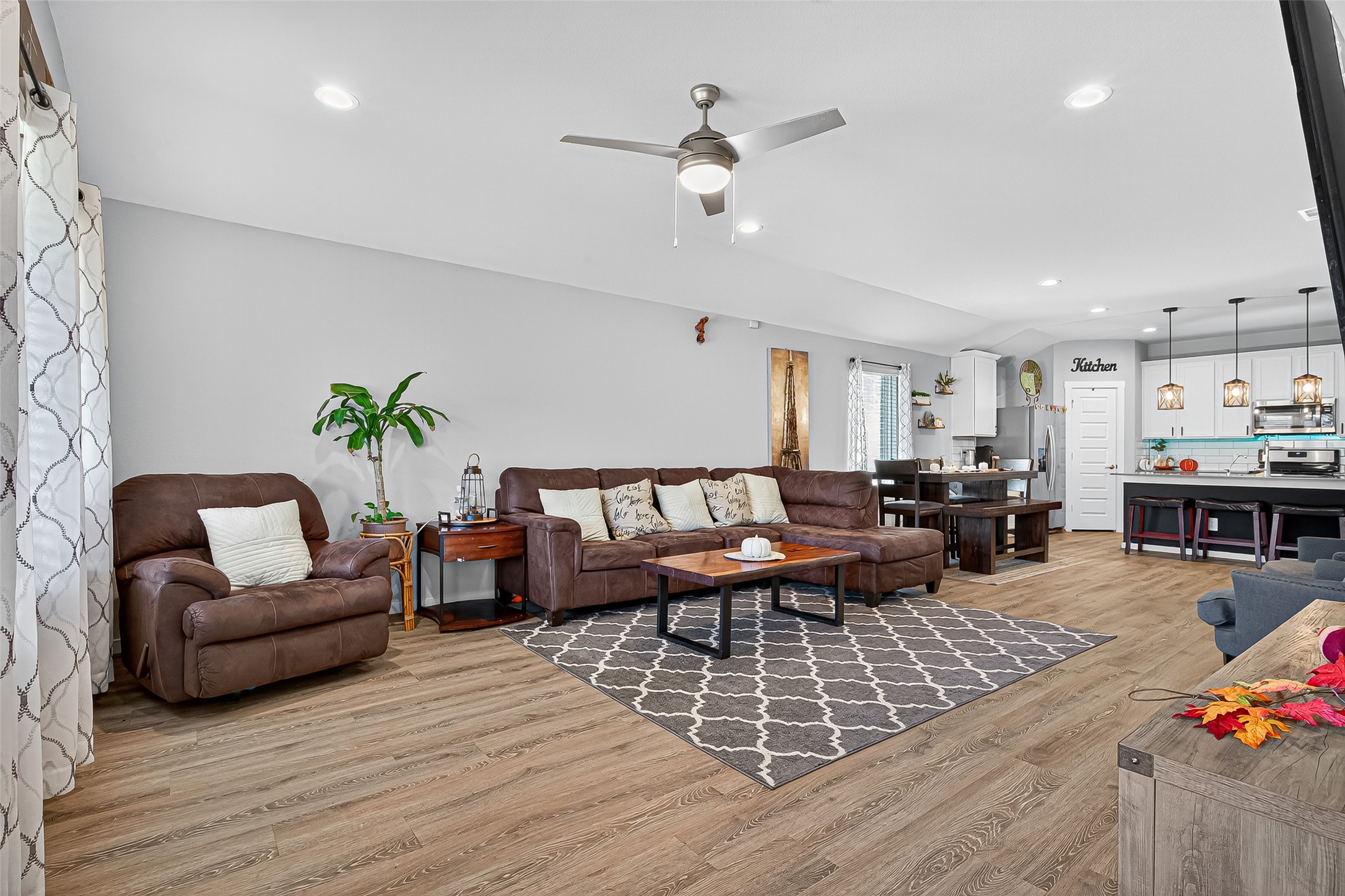 7502 Sonora Star Lane Property Photo 16