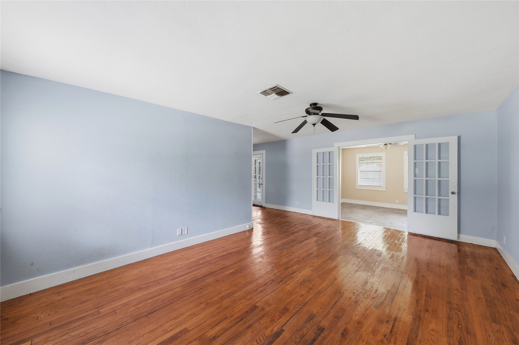 1215 Winston Drive Property Photo 9