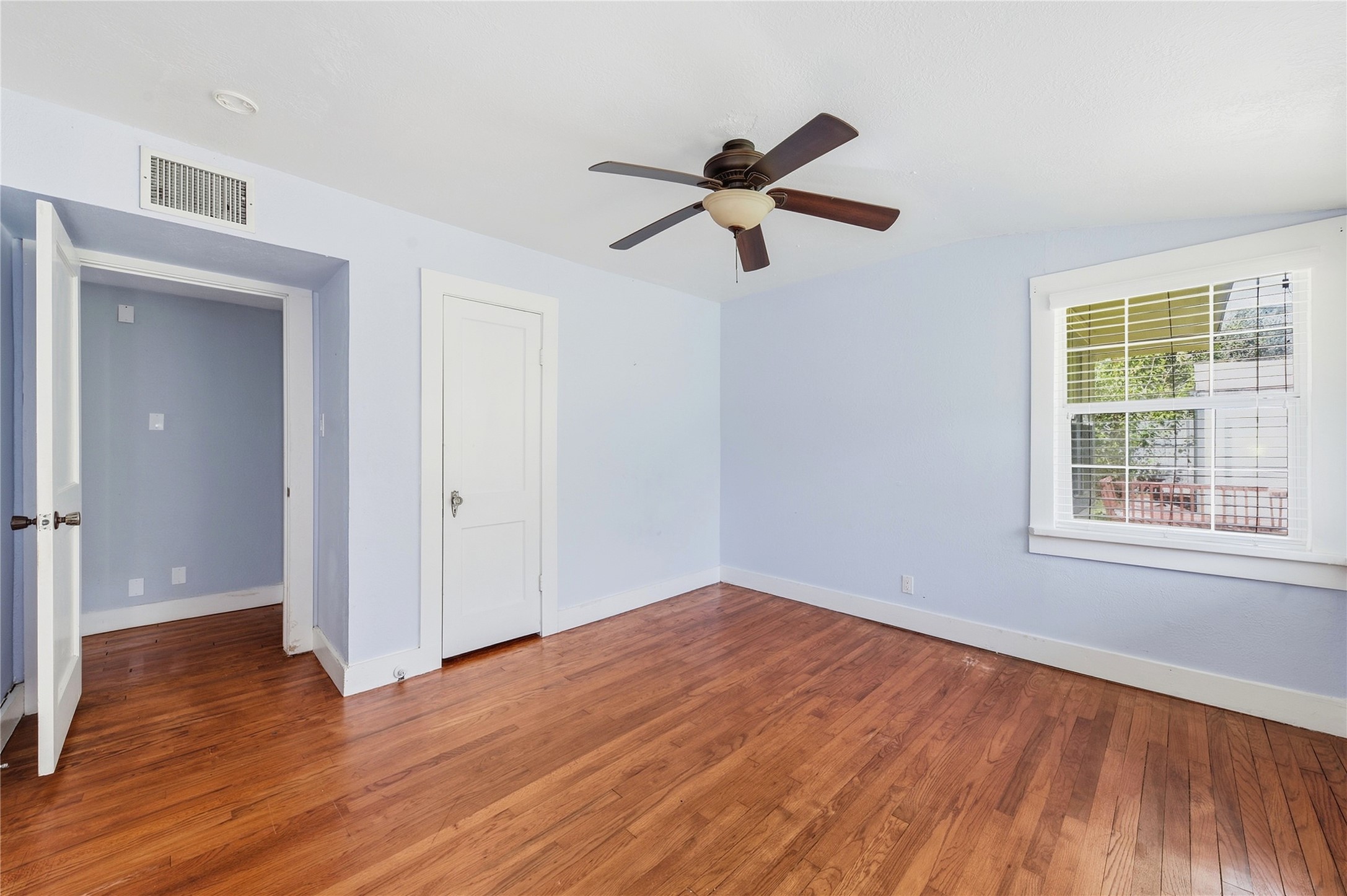 1215 Winston Drive Property Photo 10