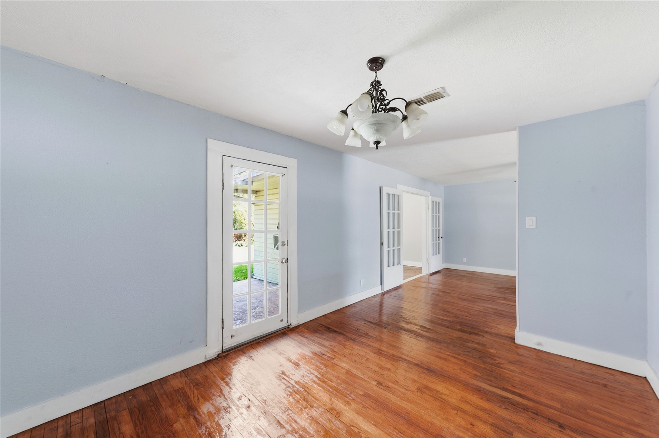 1215 Winston Drive Property Photo 15