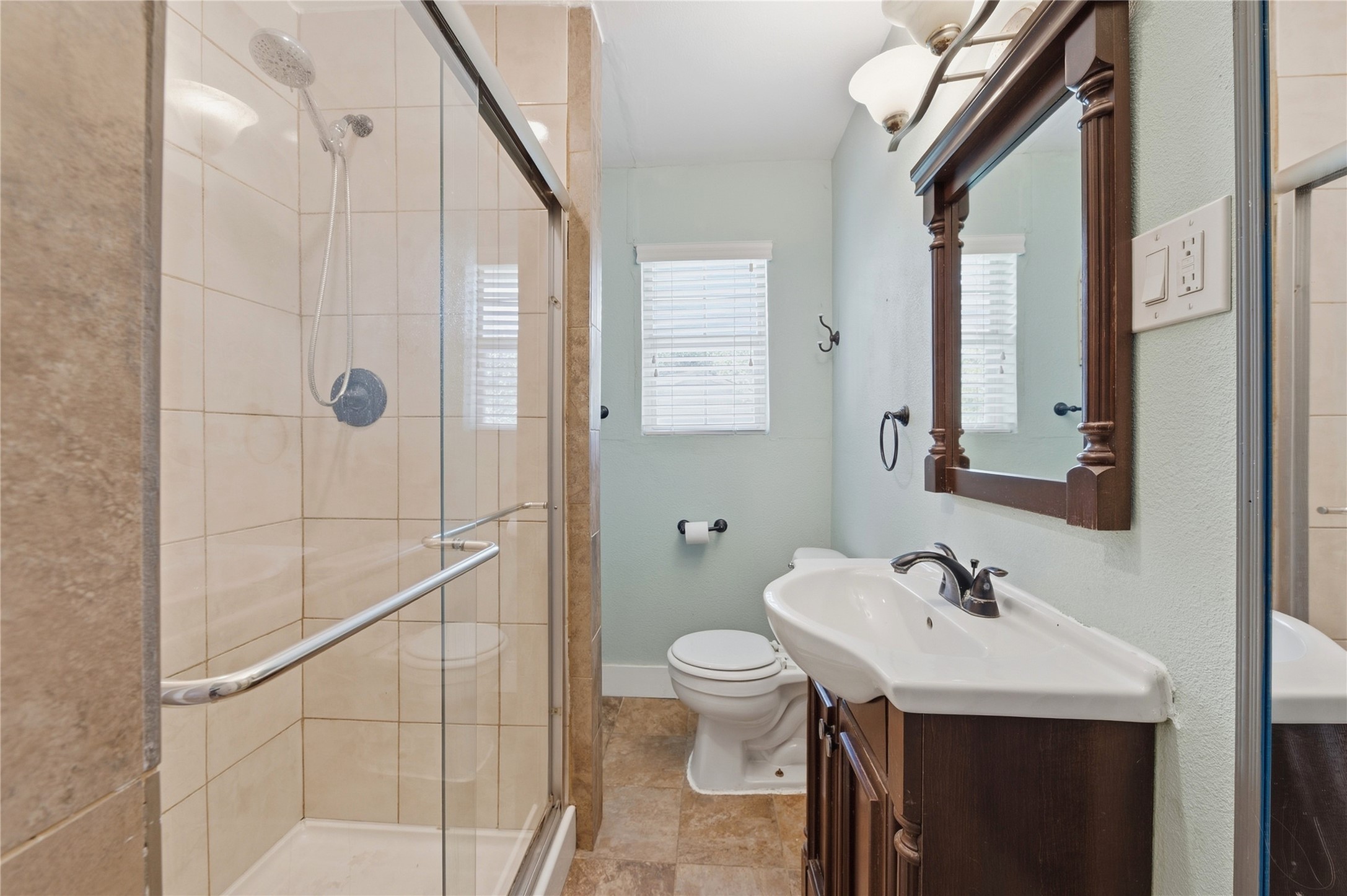 1215 Winston Drive Property Photo 19