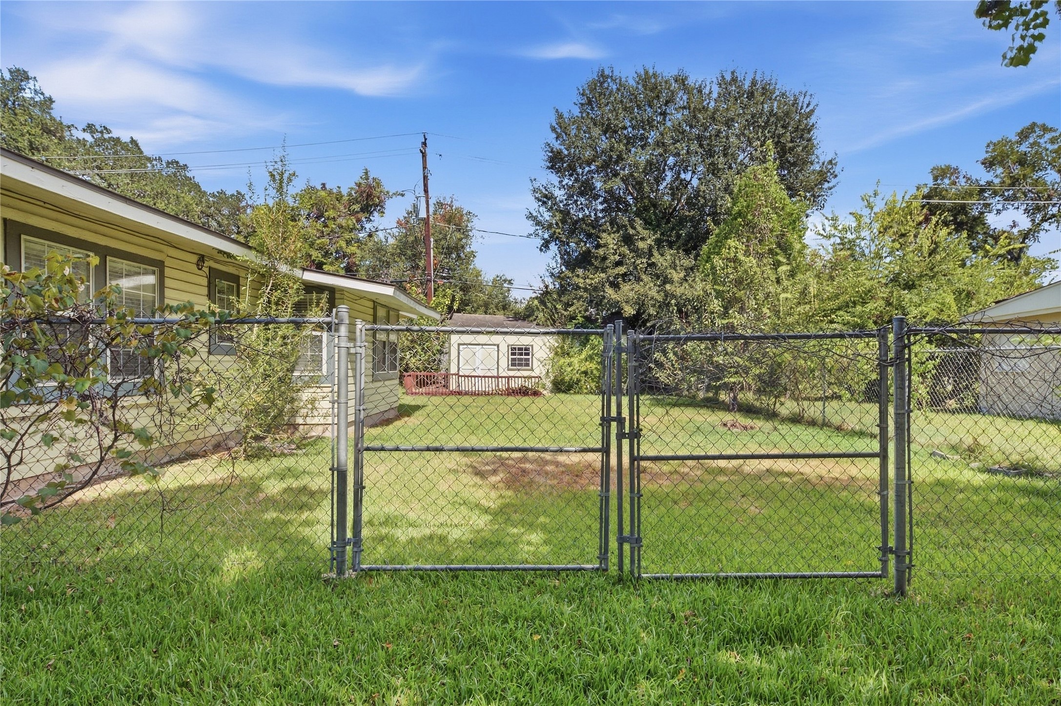1215 Winston Drive Property Photo 24