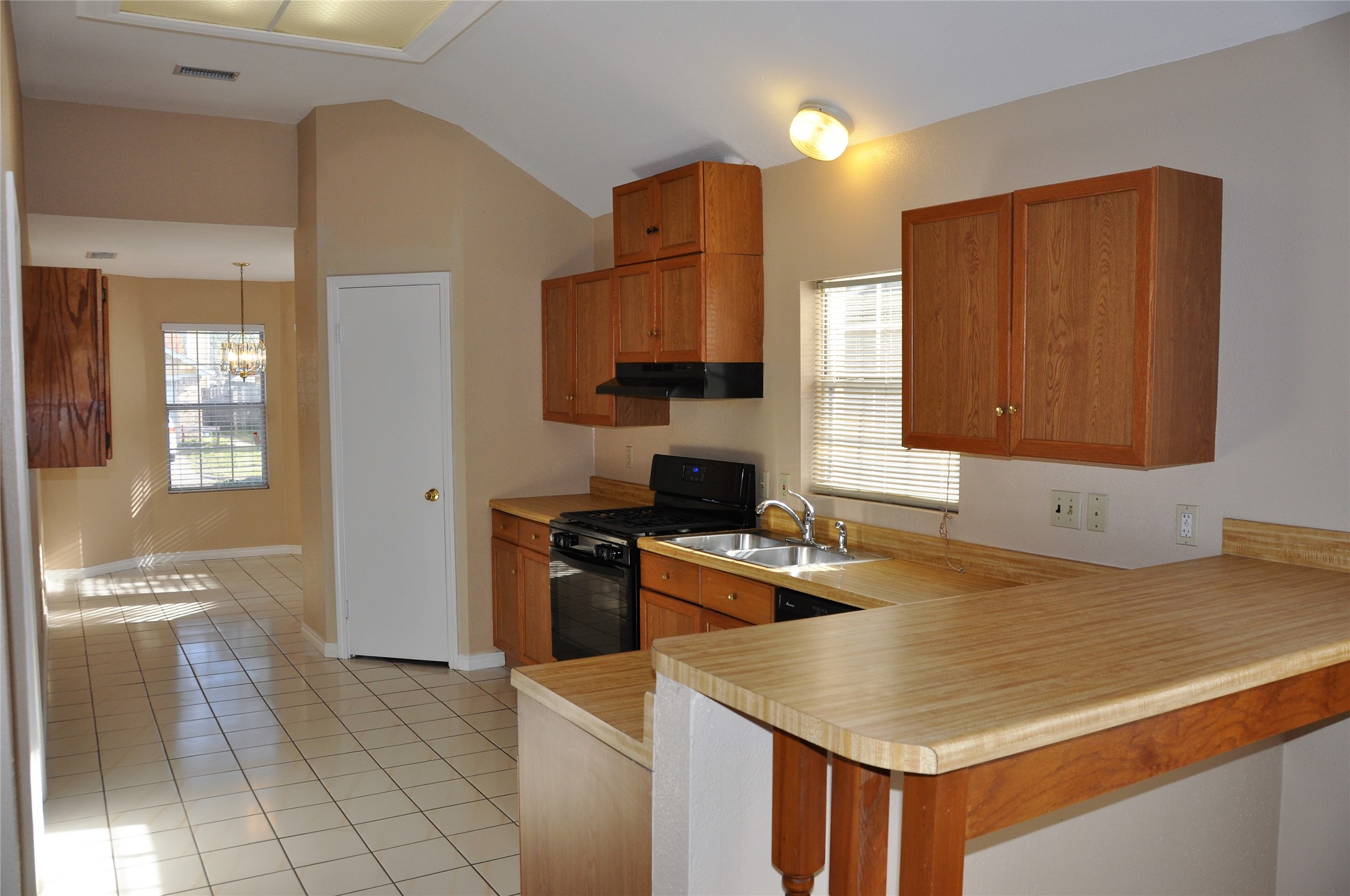 11626 Gullwood Drive Property Photo 3