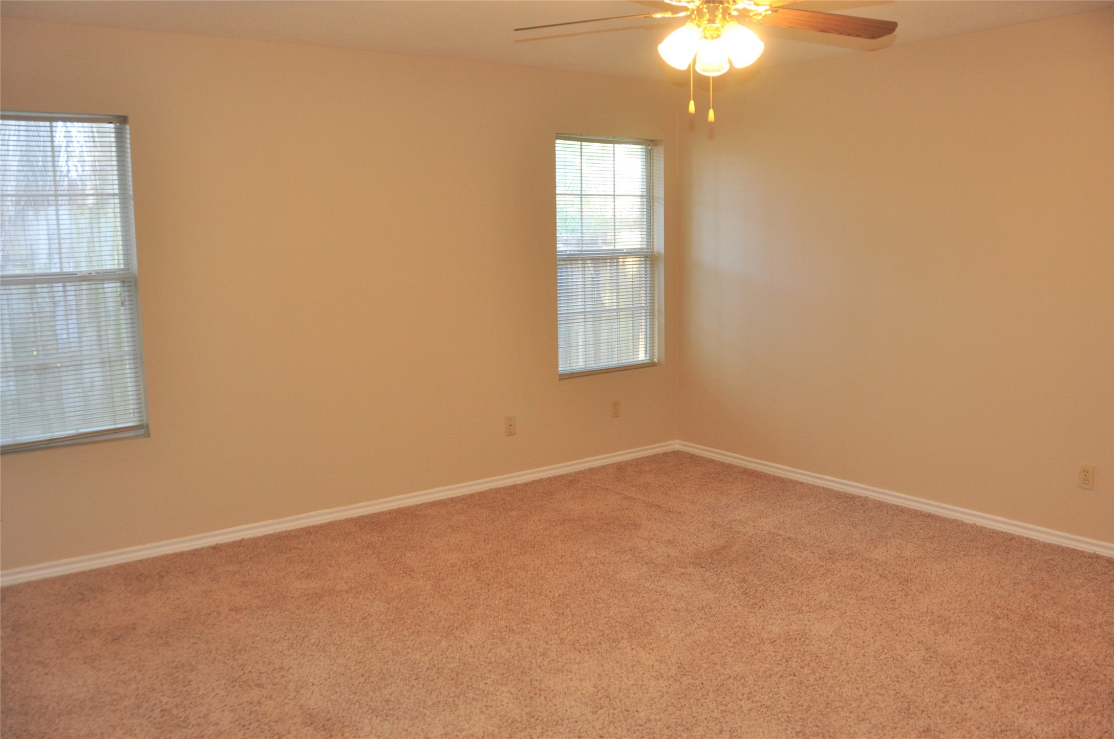 11626 Gullwood Drive Property Photo 5