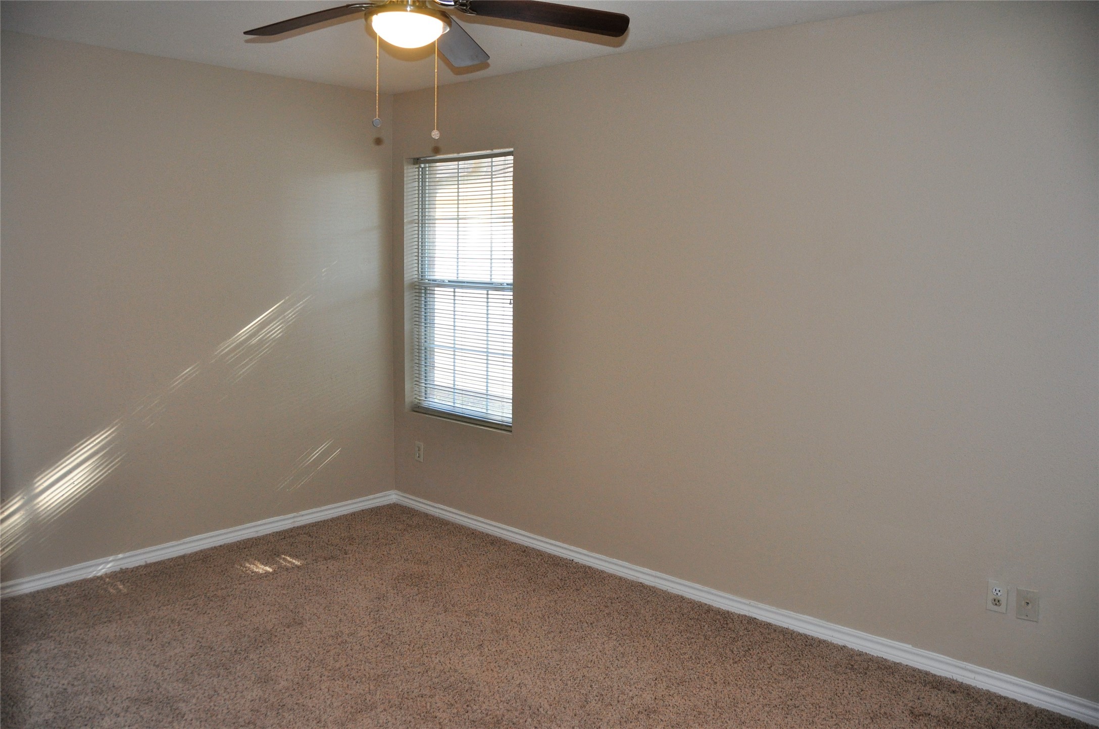 11626 Gullwood Drive Property Photo 8