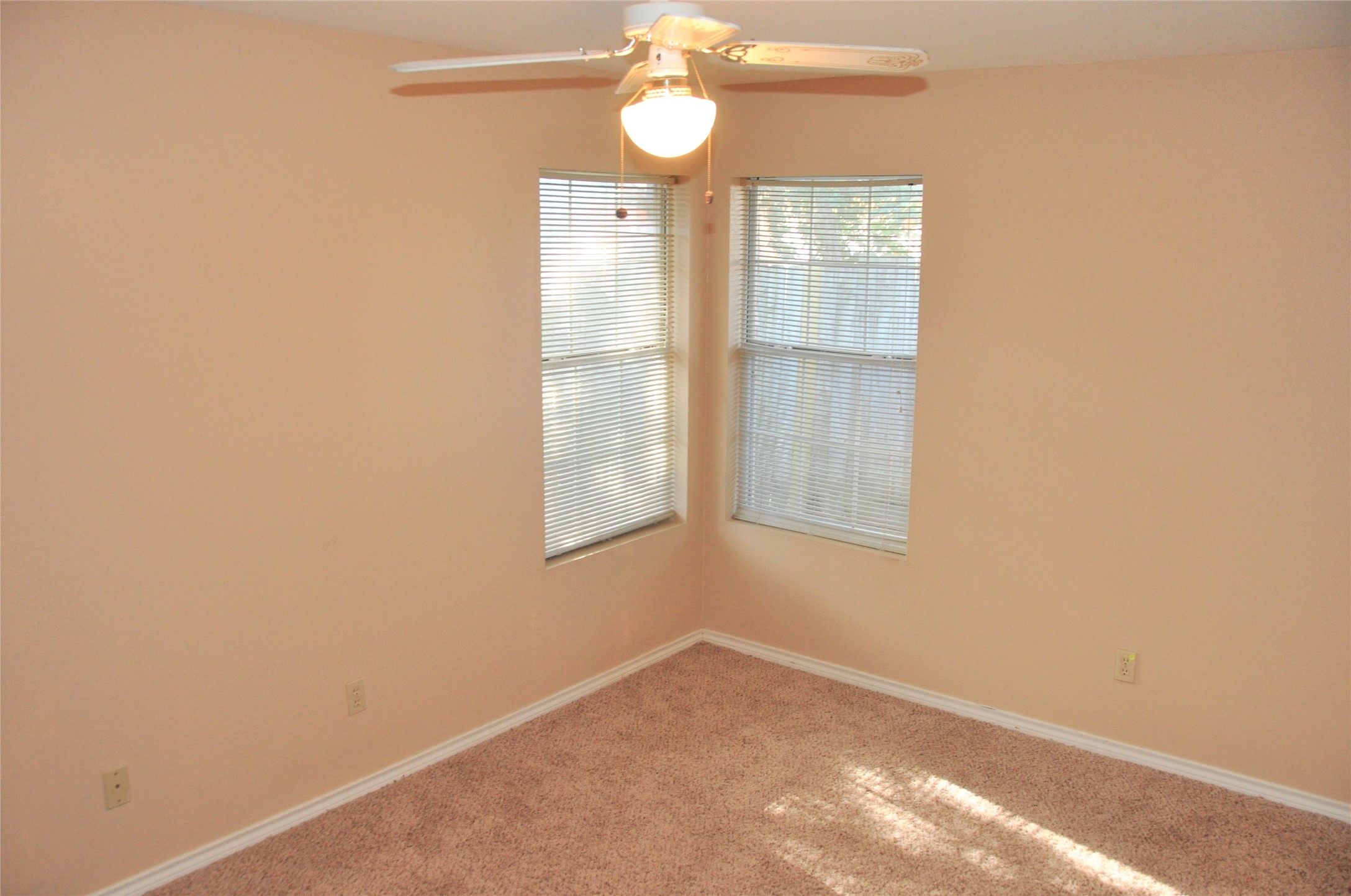 11626 Gullwood Drive Property Photo 9