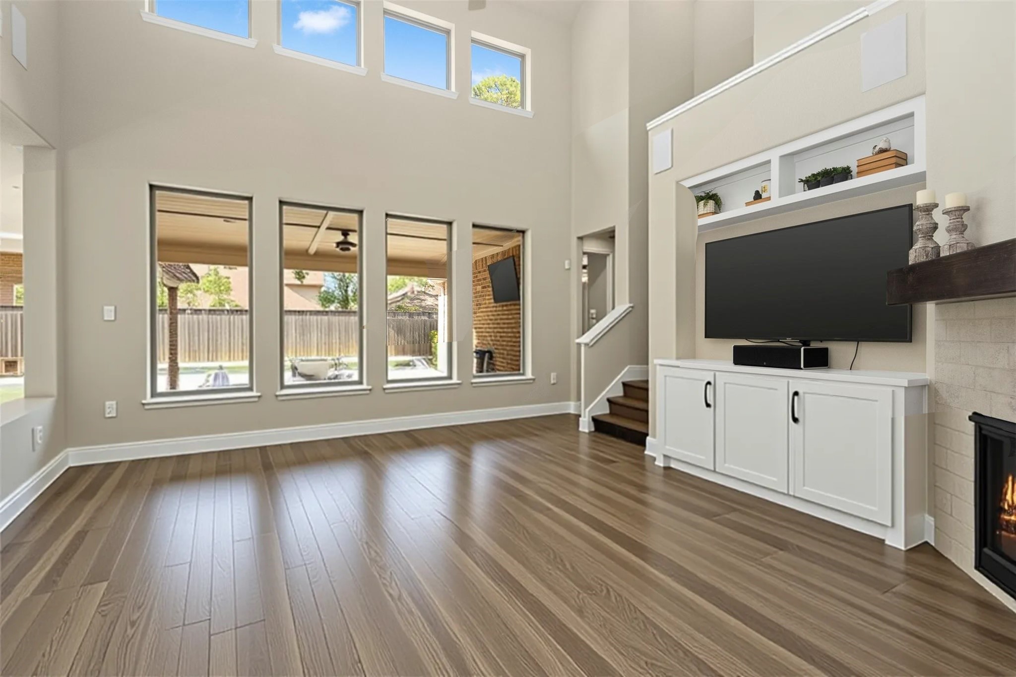 13918 Oakdale Glen Trace Property Photo 6