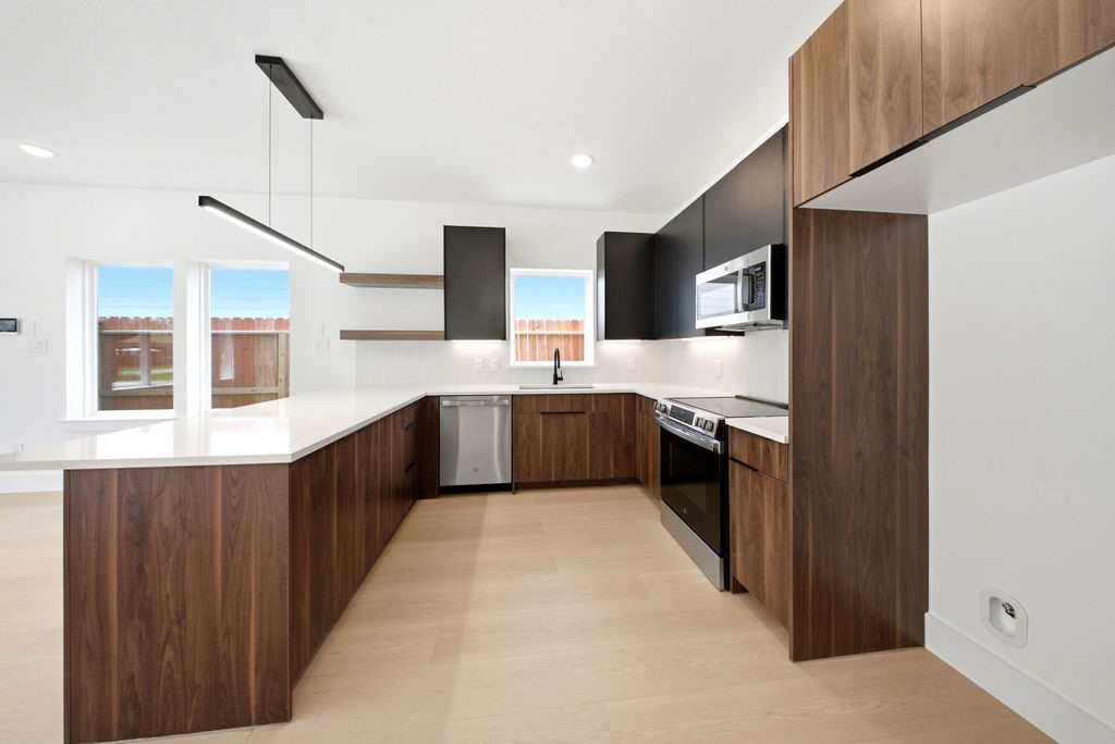 7417 Charlie Street B Property Photo 11