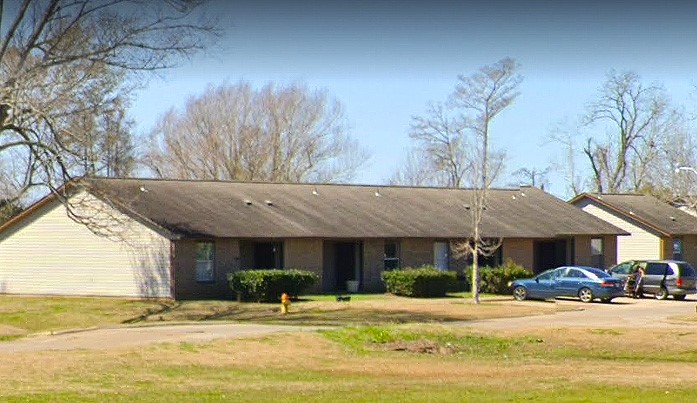 230 Fairgrounds Road Property Photo 6