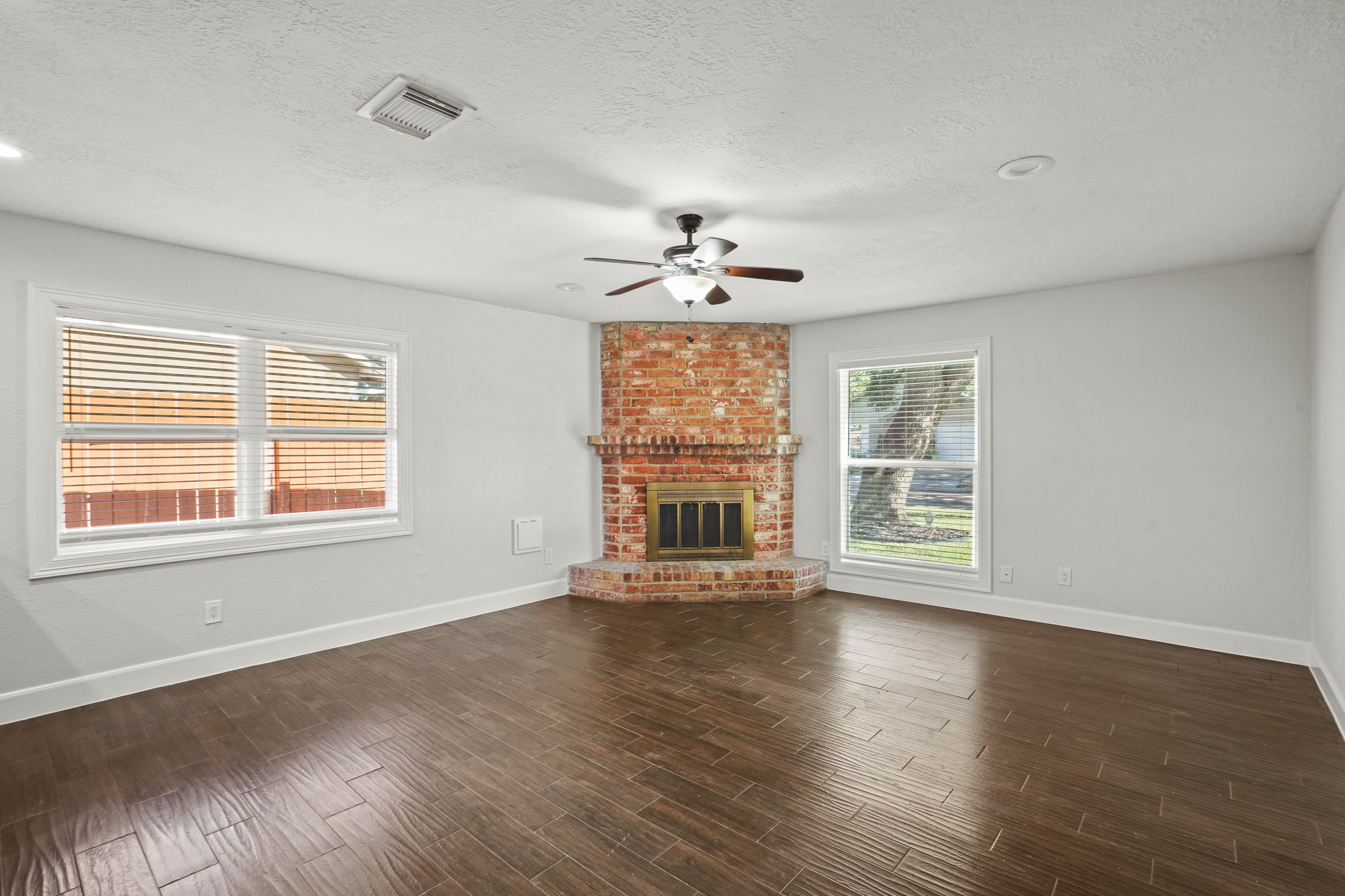 1030 Grand Junction Drive Property Photo 5