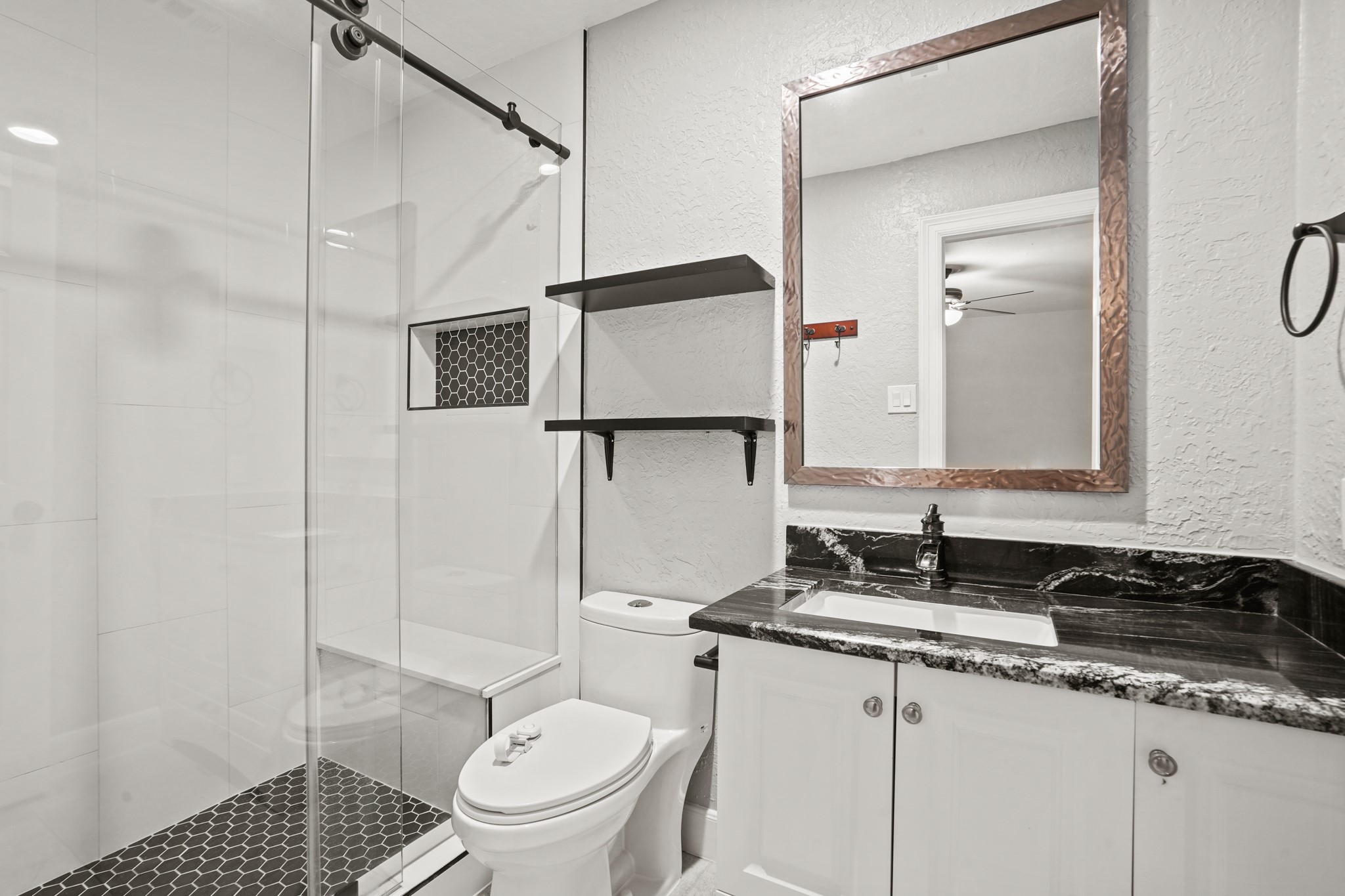 1030 Grand Junction Drive Property Photo 12