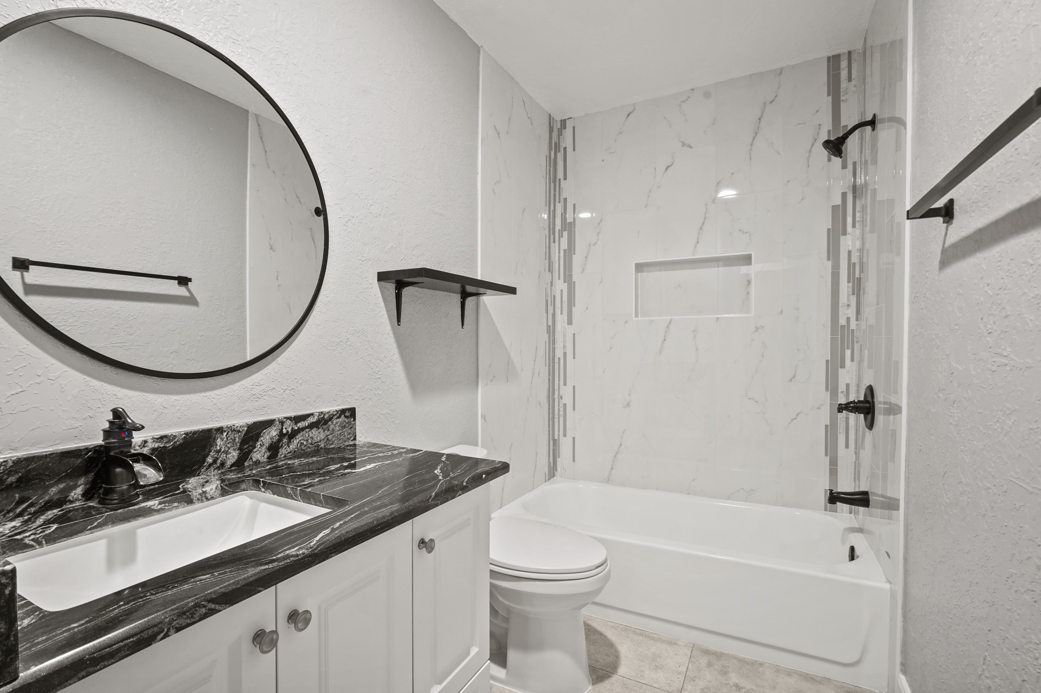 1030 Grand Junction Drive Property Photo 14