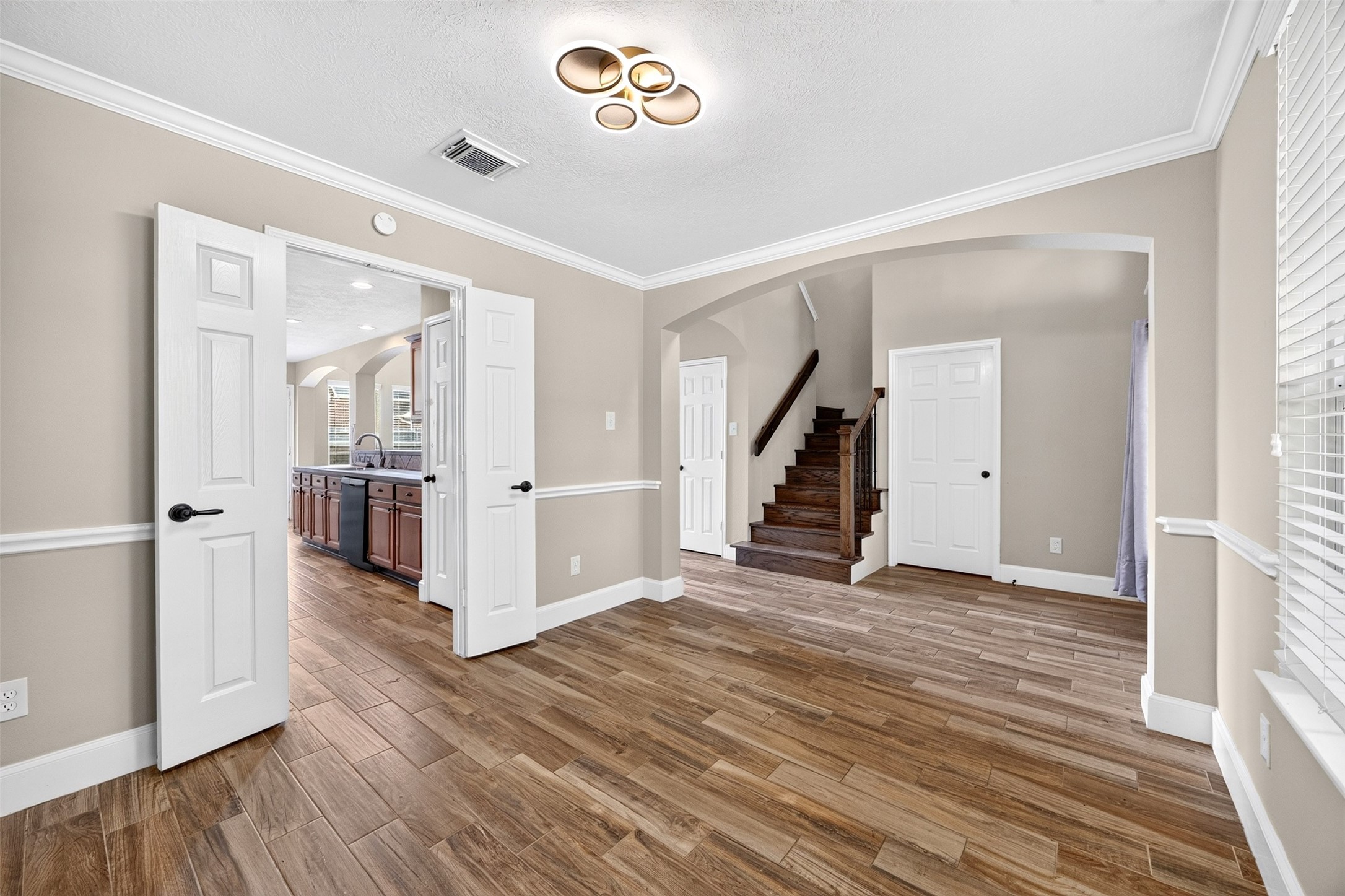 7603 Kenmark Court Property Photo 10