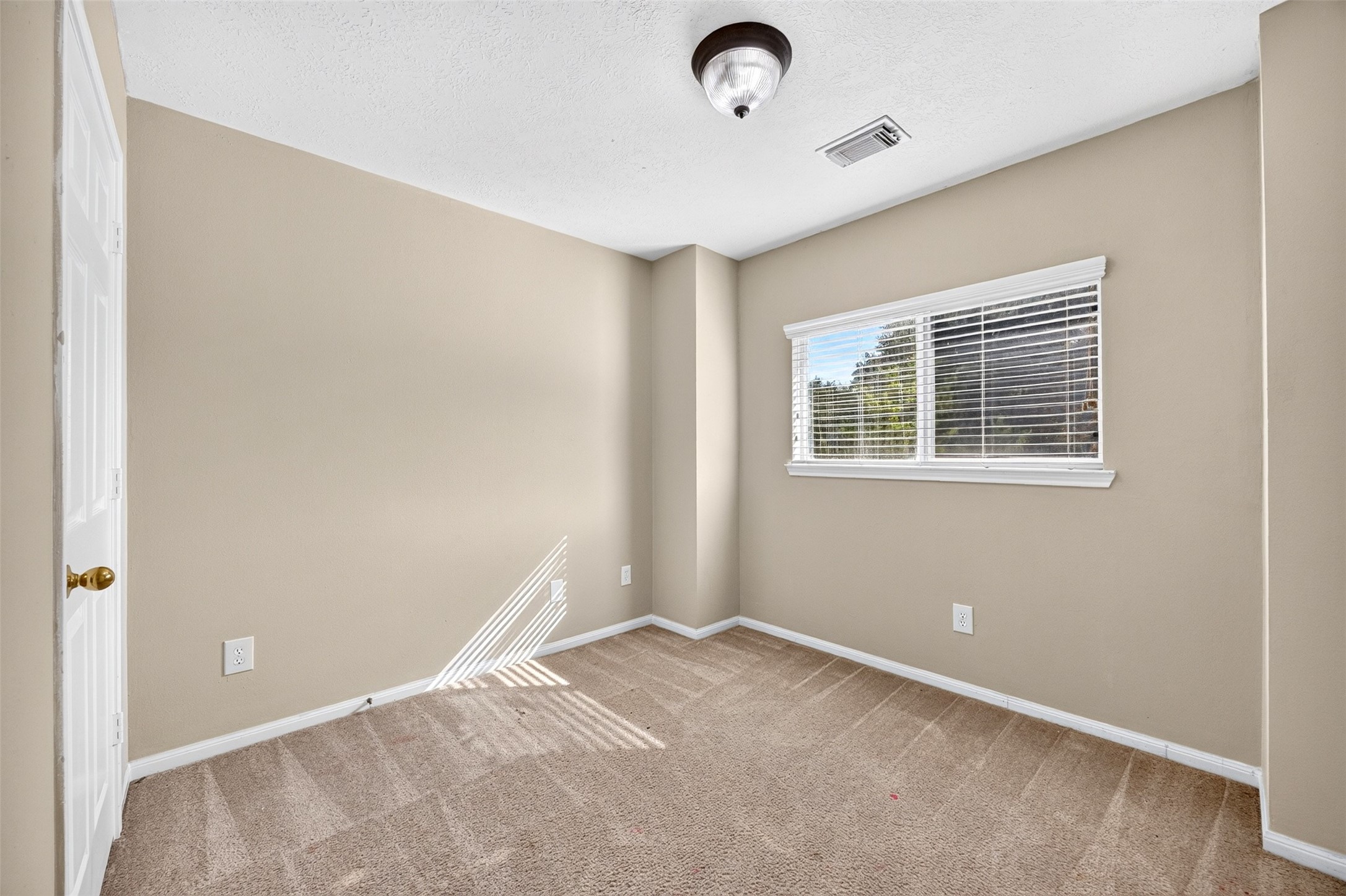 7603 Kenmark Court Property Photo 38
