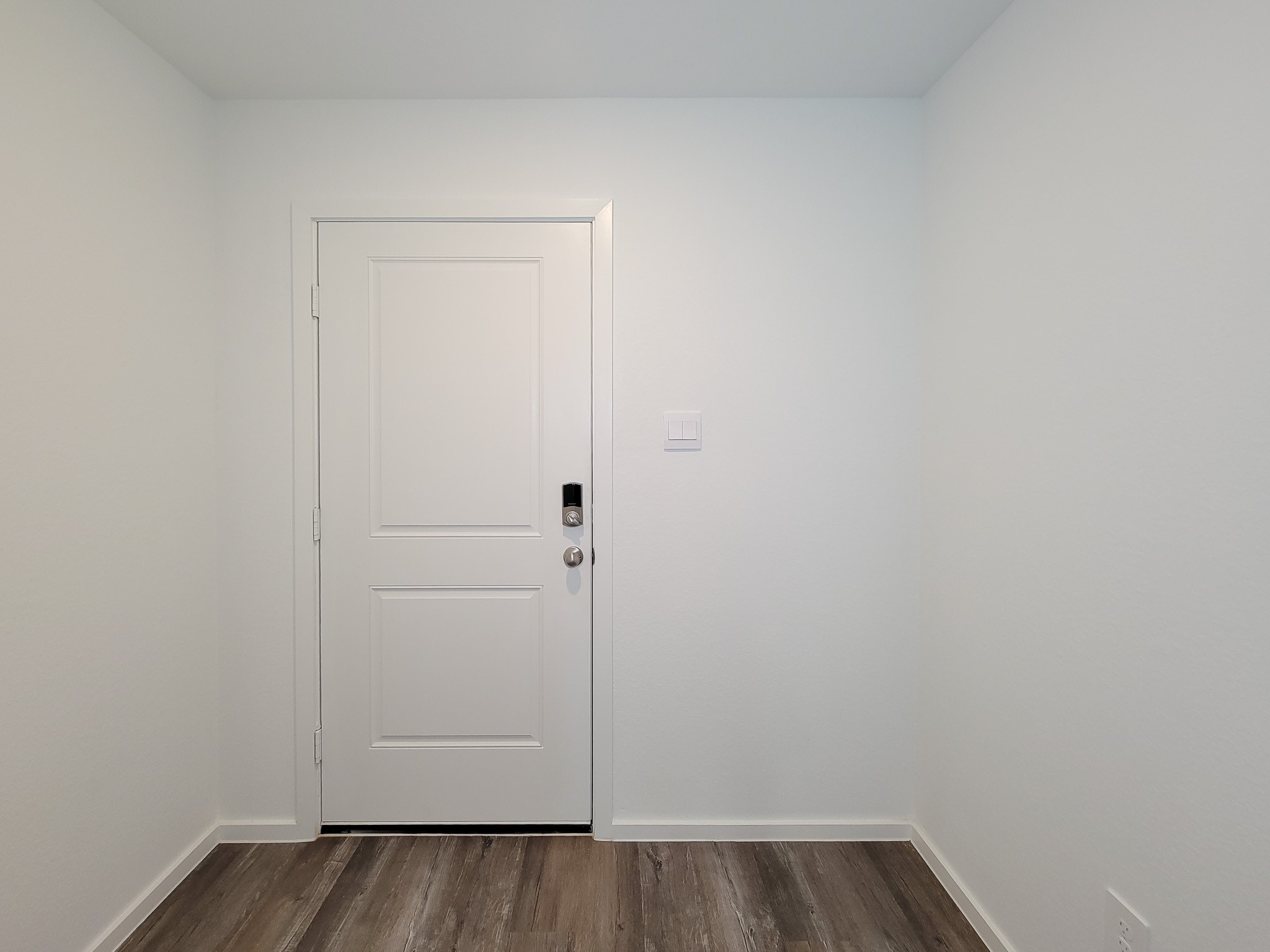 14316 Leafy Willow Drive Property Photo 4