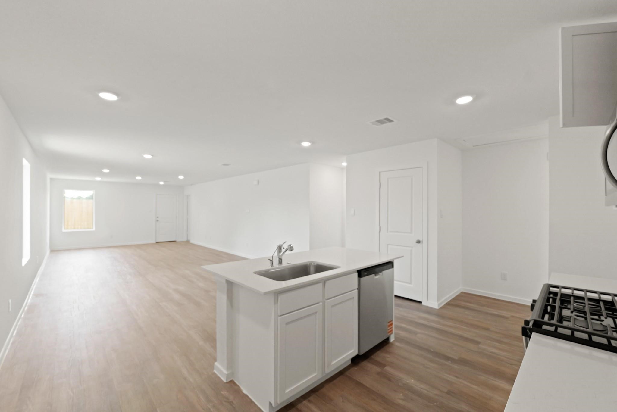 14316 Leafy Willow Drive Property Photo 6