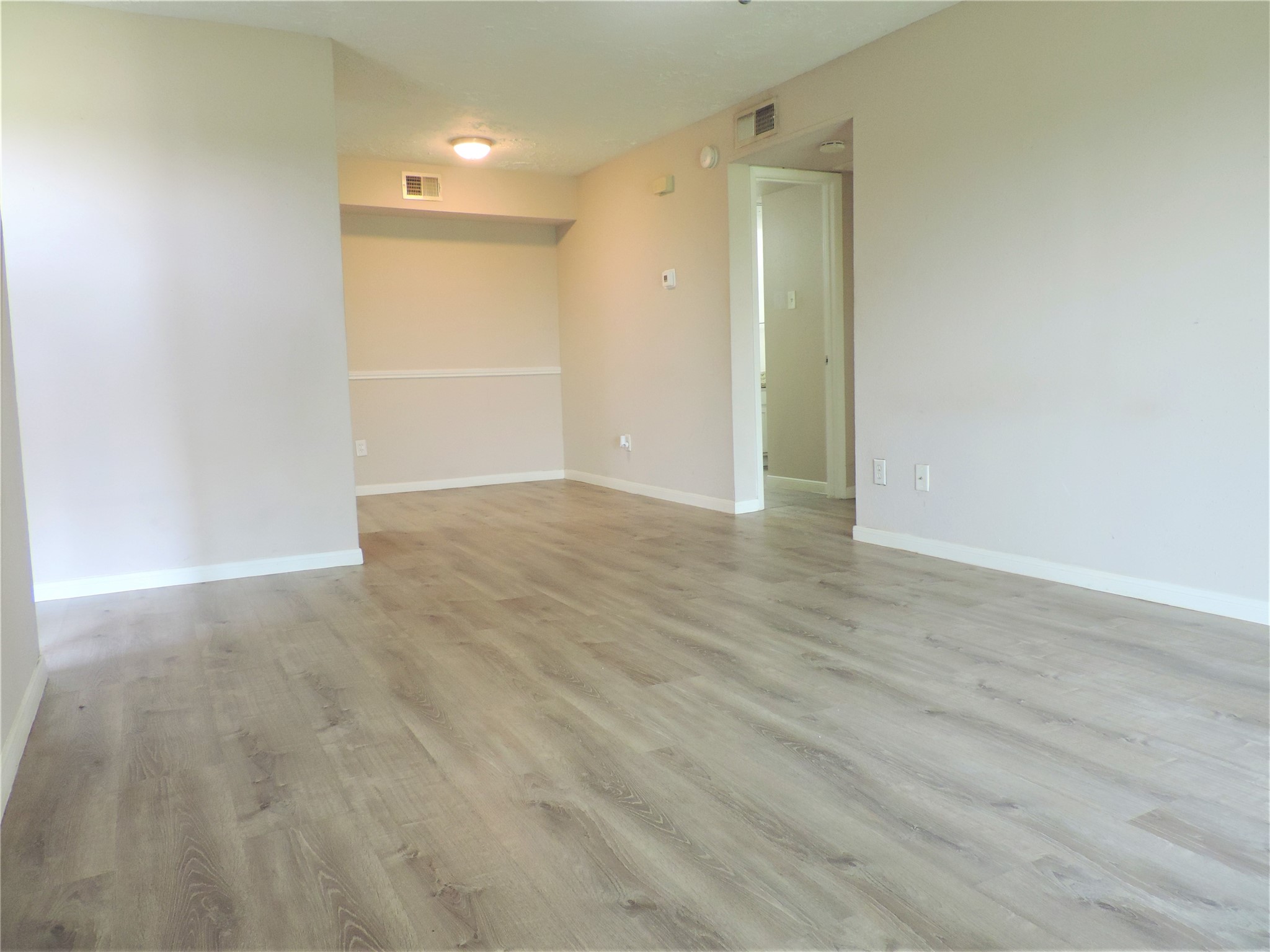 10555 Turtlewood Court 1105 Property Photo 8