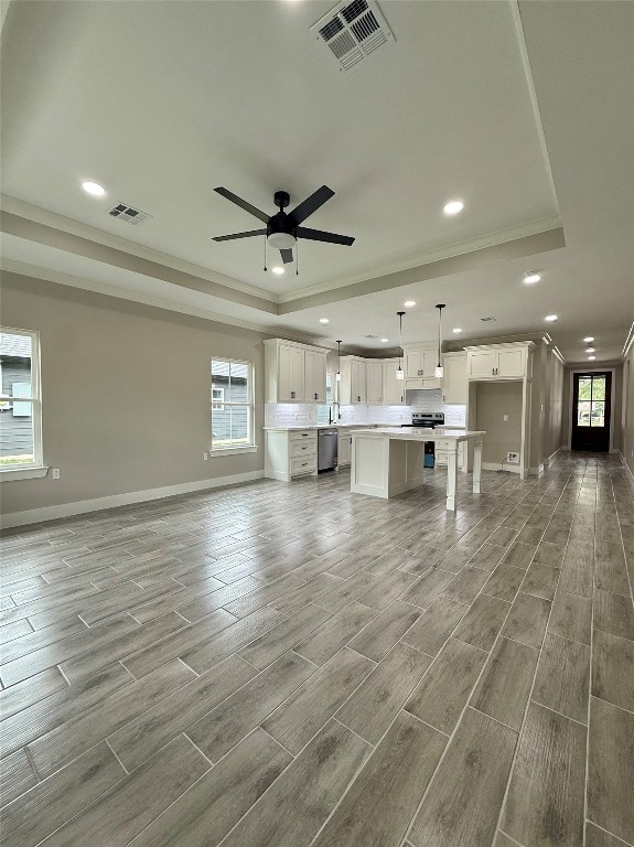 865 Dundee Street Property Photo 4
