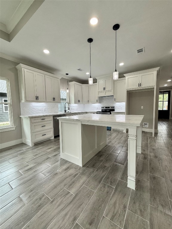 865 Dundee Street Property Photo 6