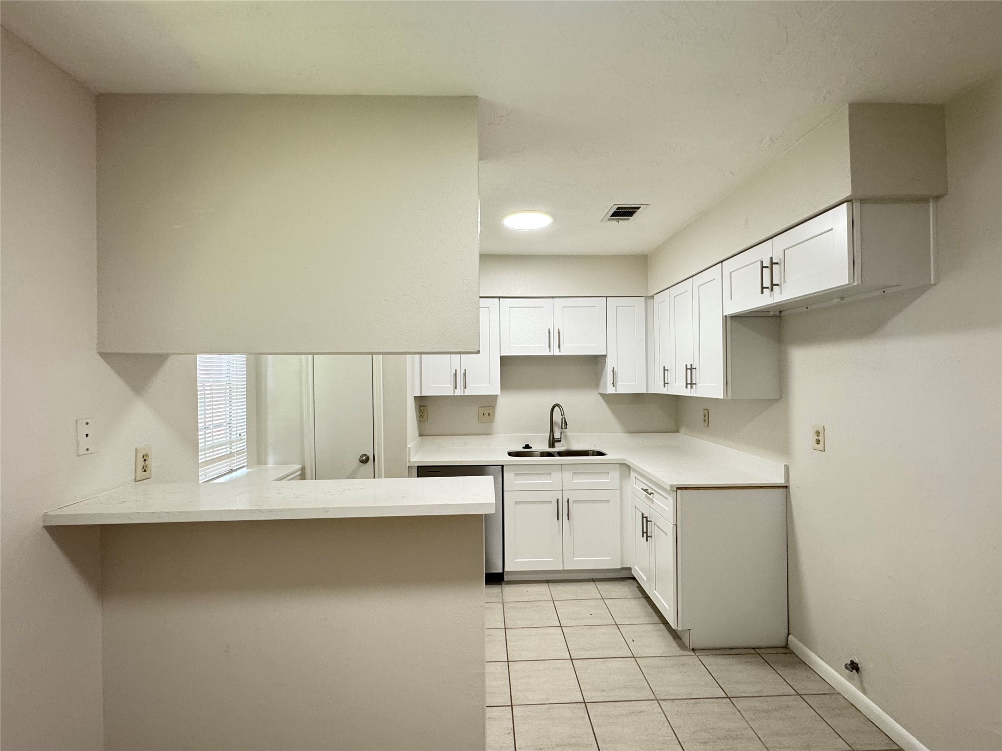 10942 Beacave Bend Court Property Photo 14
