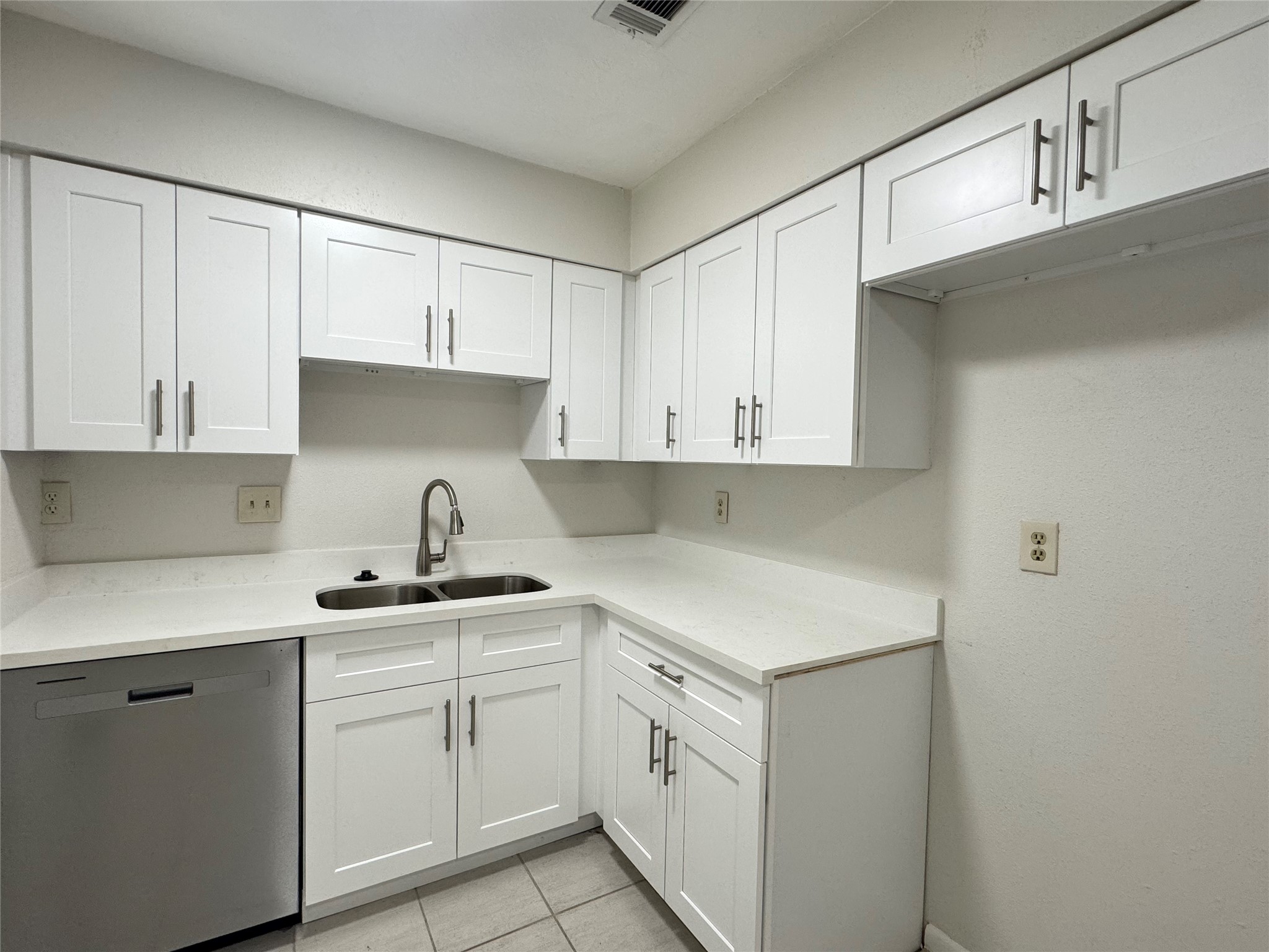 10942 Beacave Bend Court Property Photo 15