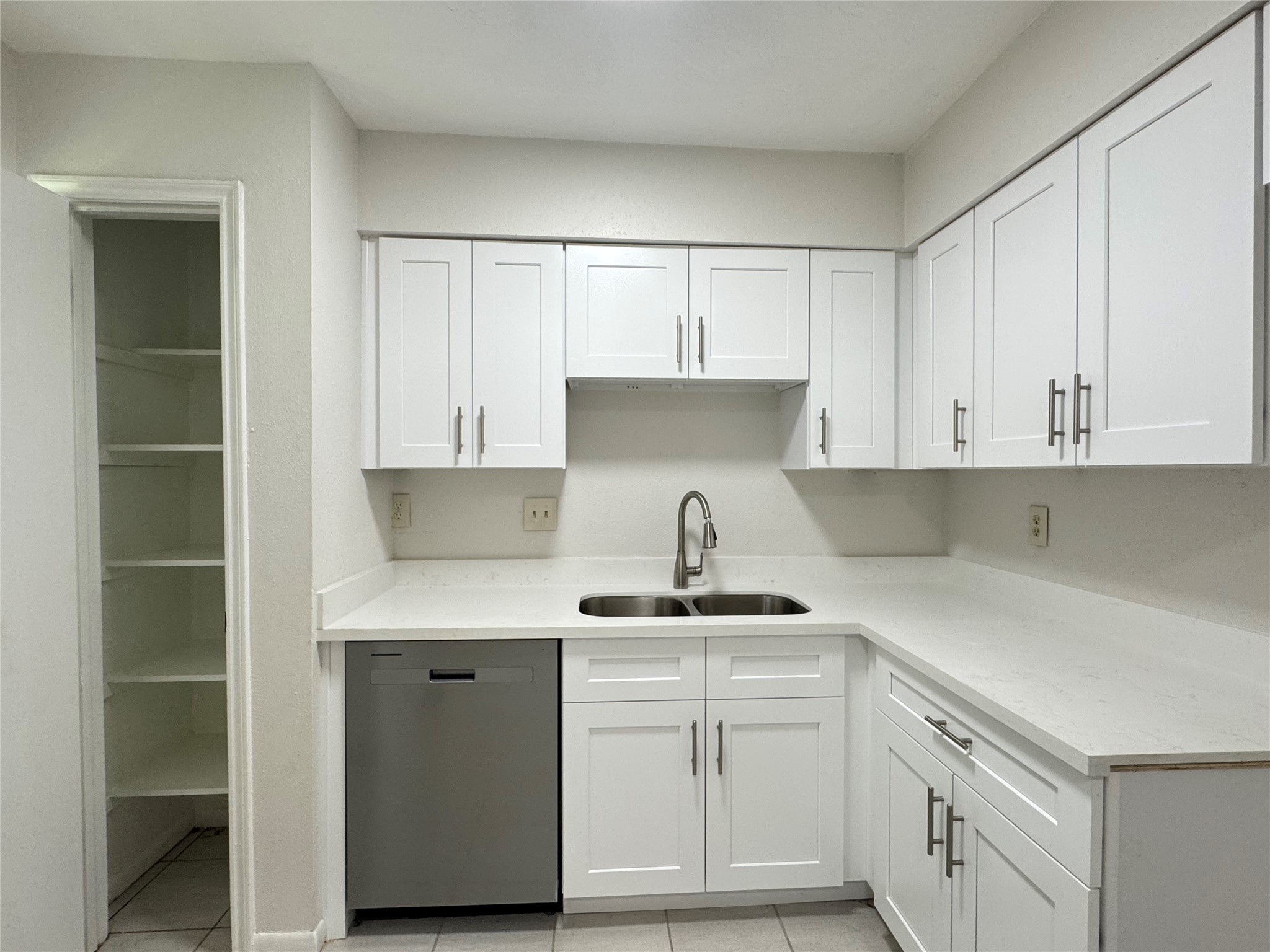 10942 Beacave Bend Court Property Photo 16