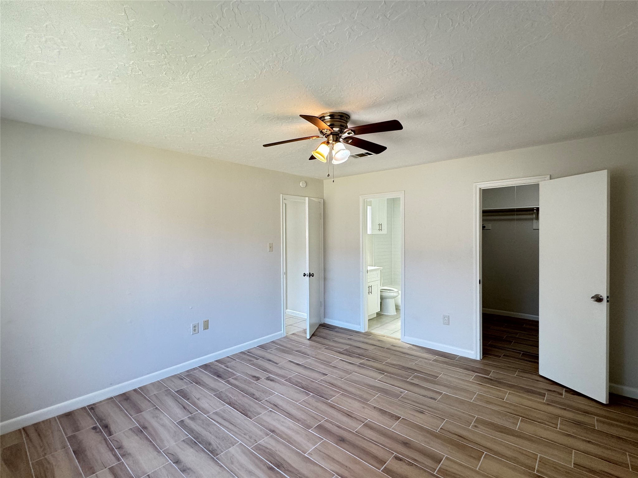 10942 Beacave Bend Court Property Photo 28