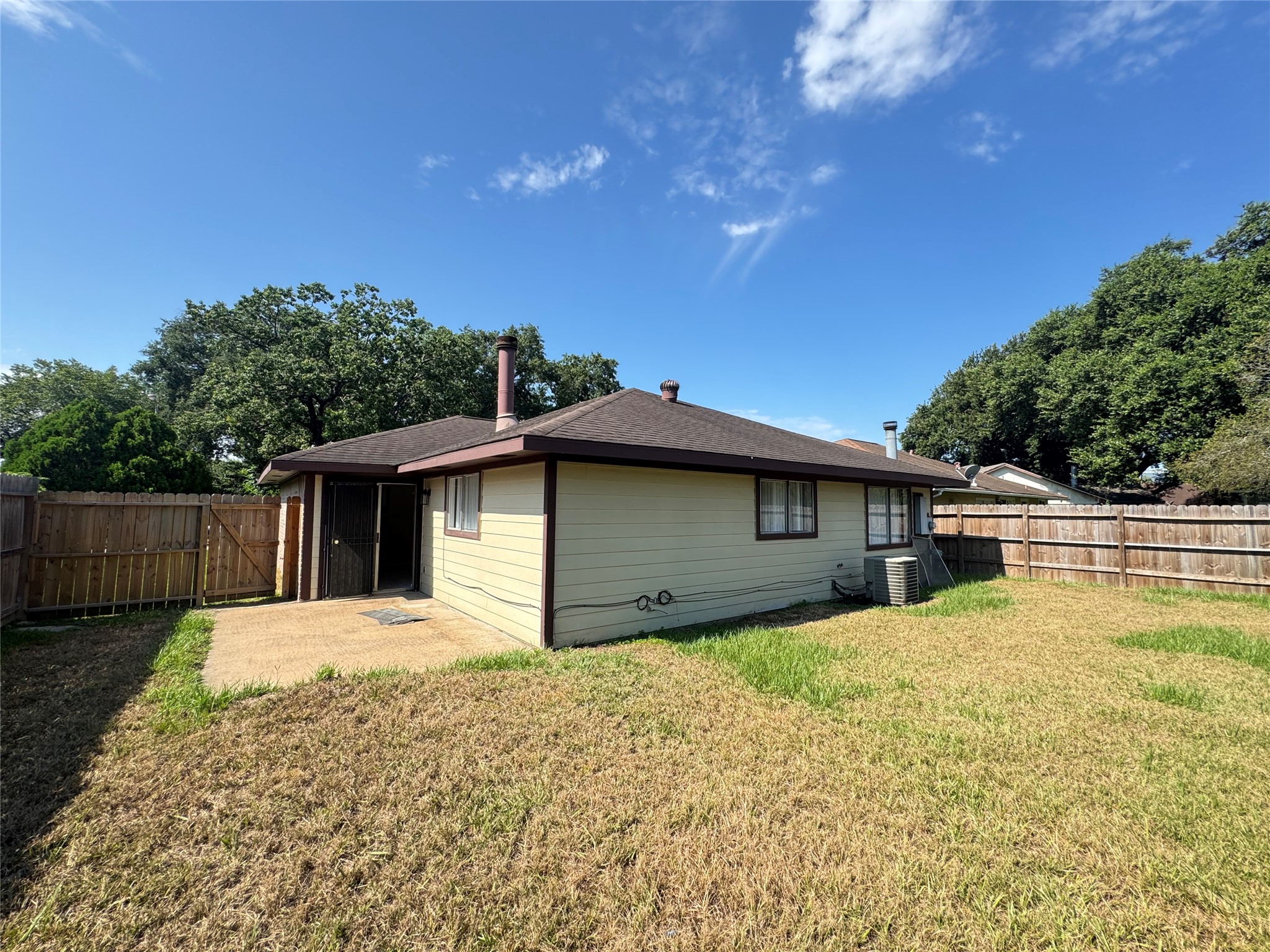 10942 Beacave Bend Court Property Photo 33
