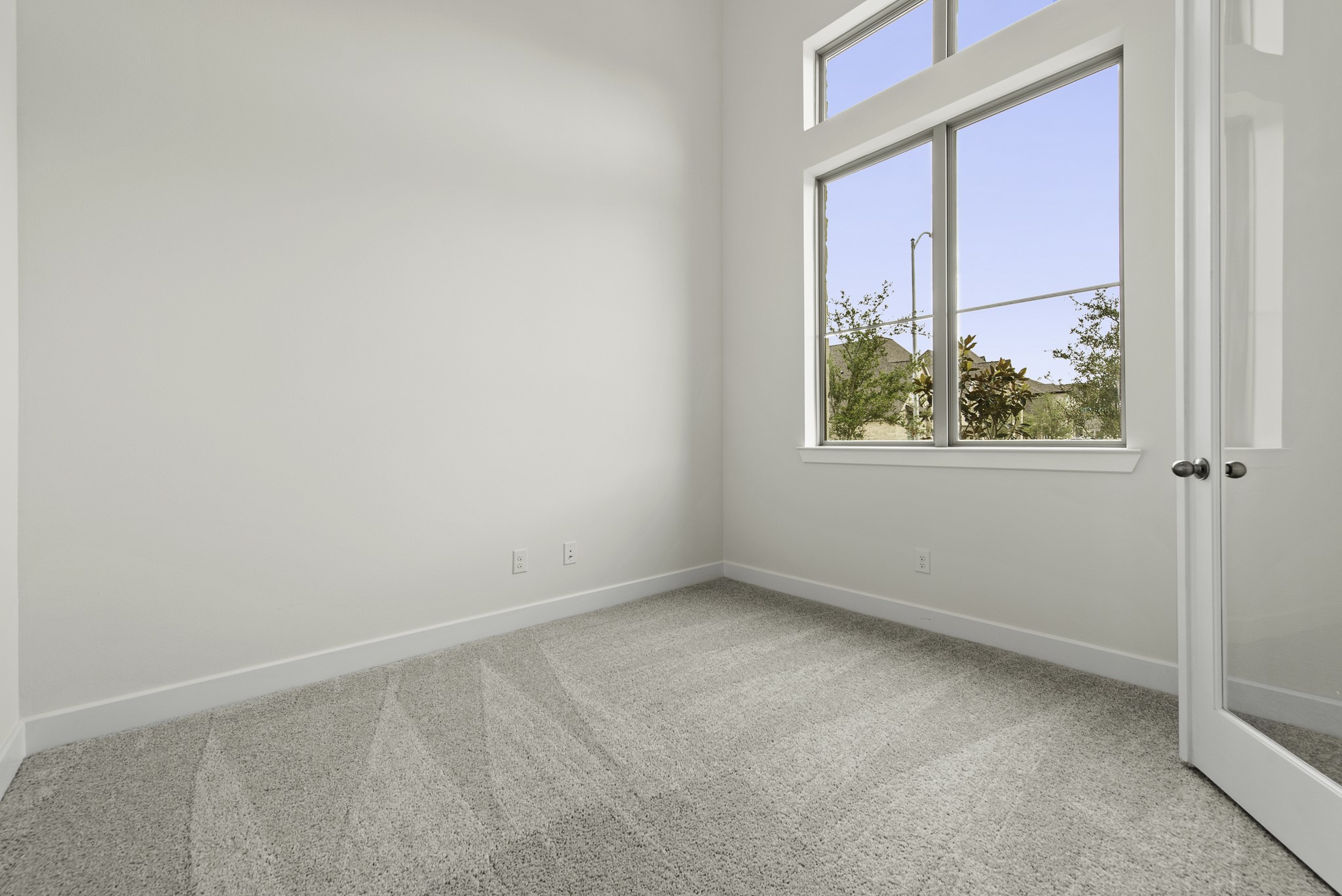 26510 Astrid Heights Road Property Photo 11