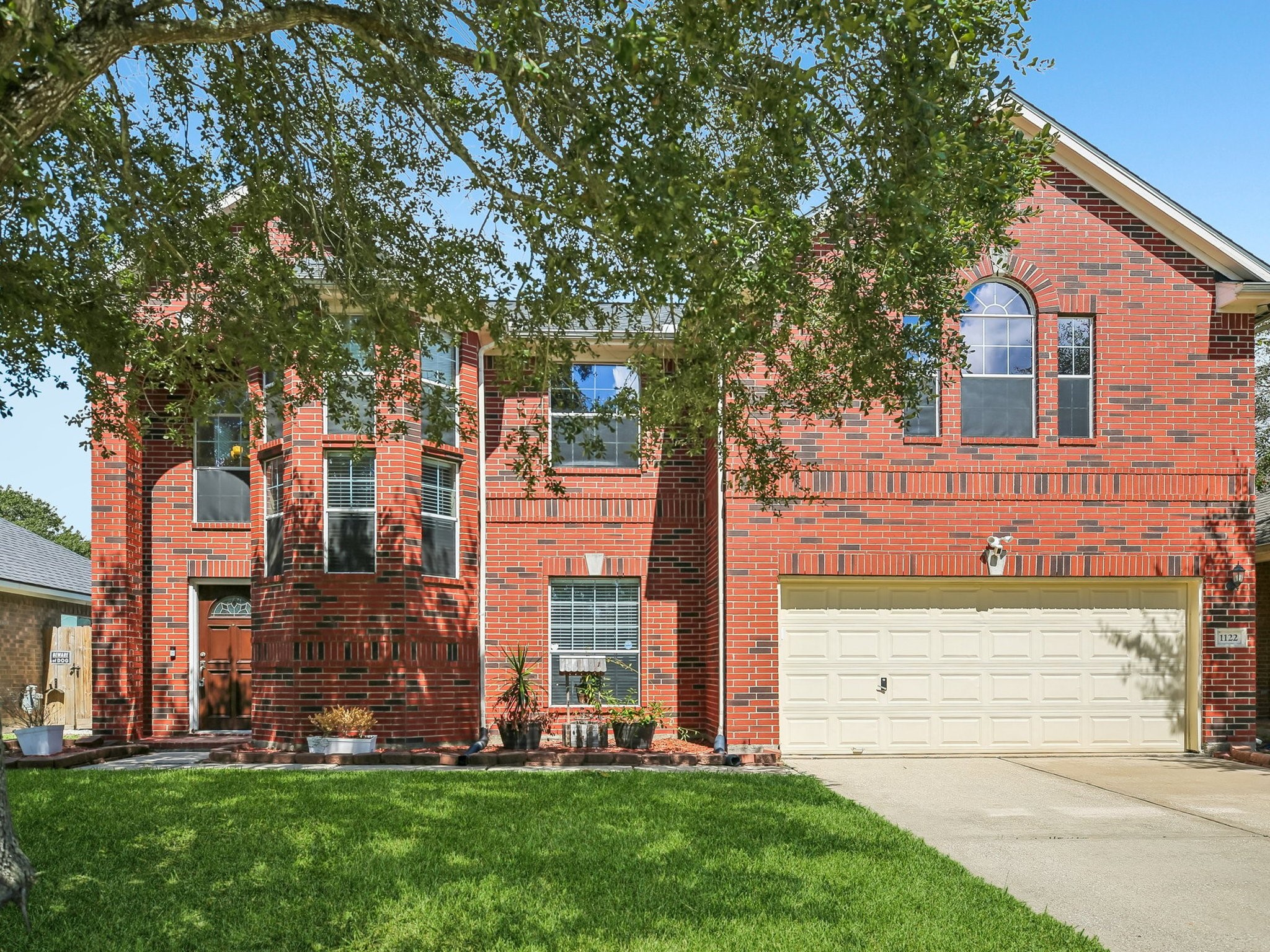 1122 Chase Park Drive Property Photo 1