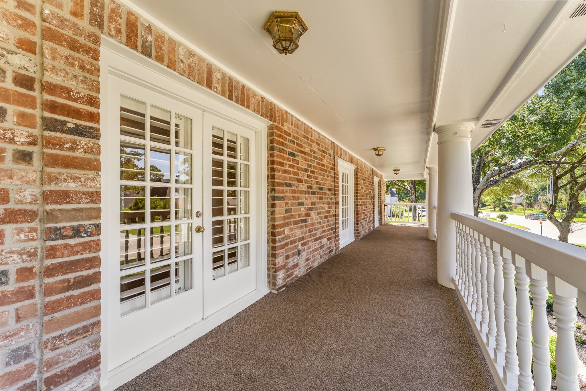 16014 Champion Drive Property Photo 32